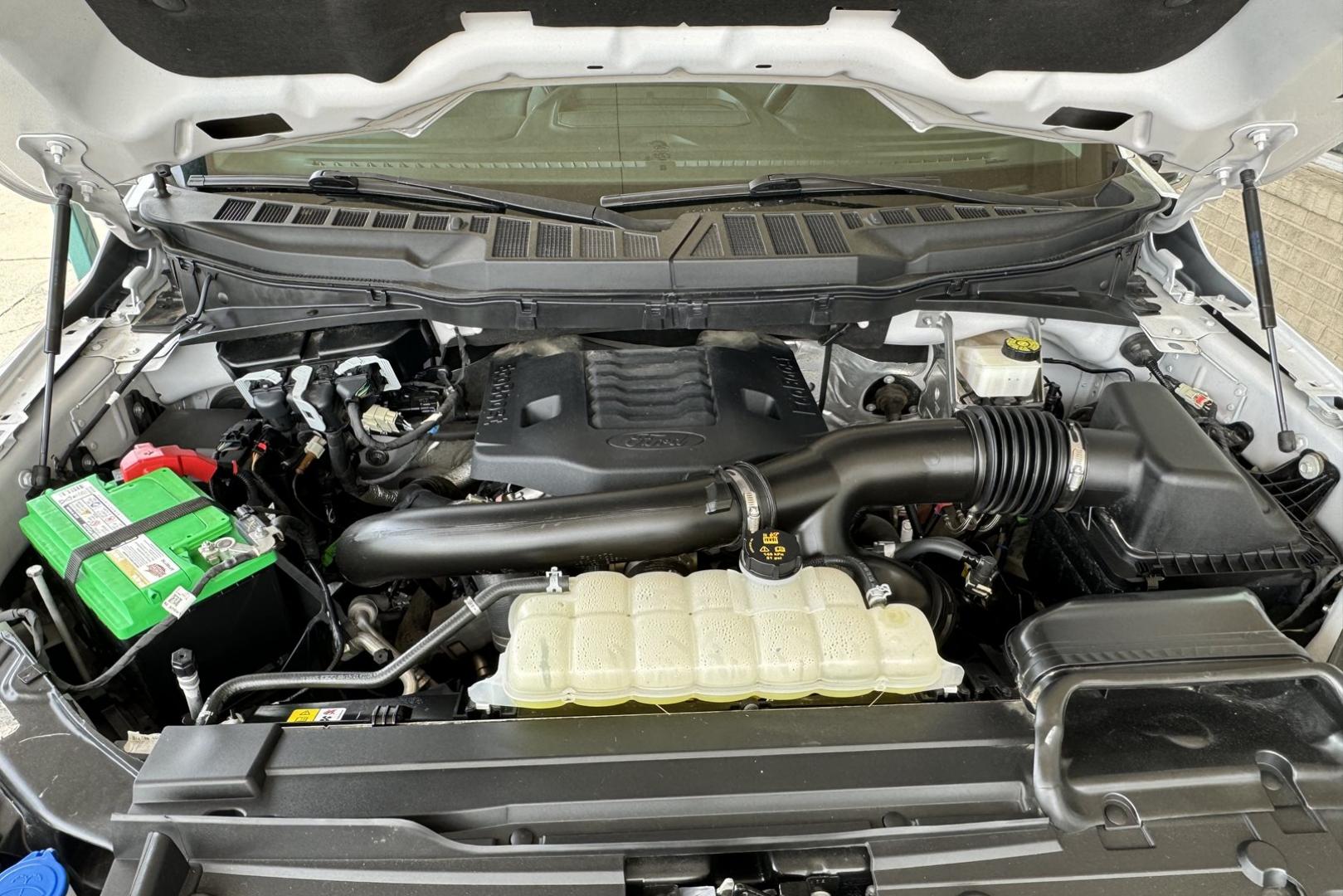 2021 Oxford White /Black FORD F-150 Lariat (1FTFW1E85MF) with an 3.5L V6 ECOBOOST engine, ELECTRONIC 10-SPEED AUTOMATIC transmission, located at 2304 W. Main St., Boise, ID, 83702, (208) 342-7777, 43.622105, -116.218658 - 2021 FORD - Photo#17
