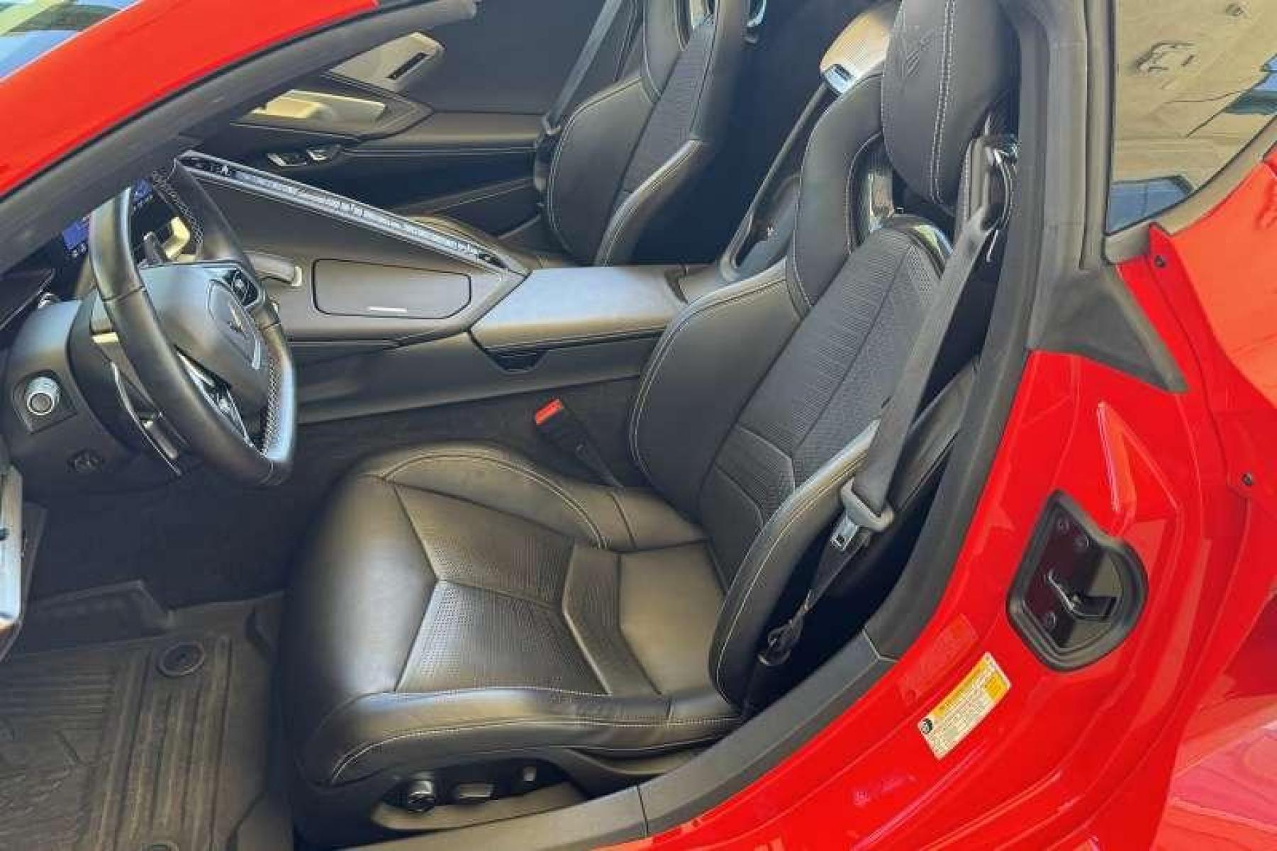 2022 Torch Red /Black Chevrolet Corvette Stingray 2LT Z51 (1G1YB2D4XN5) with an V8 6.2 Liter engine, Automatic transmission, located at 2304 W. Main St., Boise, ID, 83702, (208) 342-7777, 43.622105, -116.218658 - C8 Corvette With Lift! Ready To GO! - Photo #9