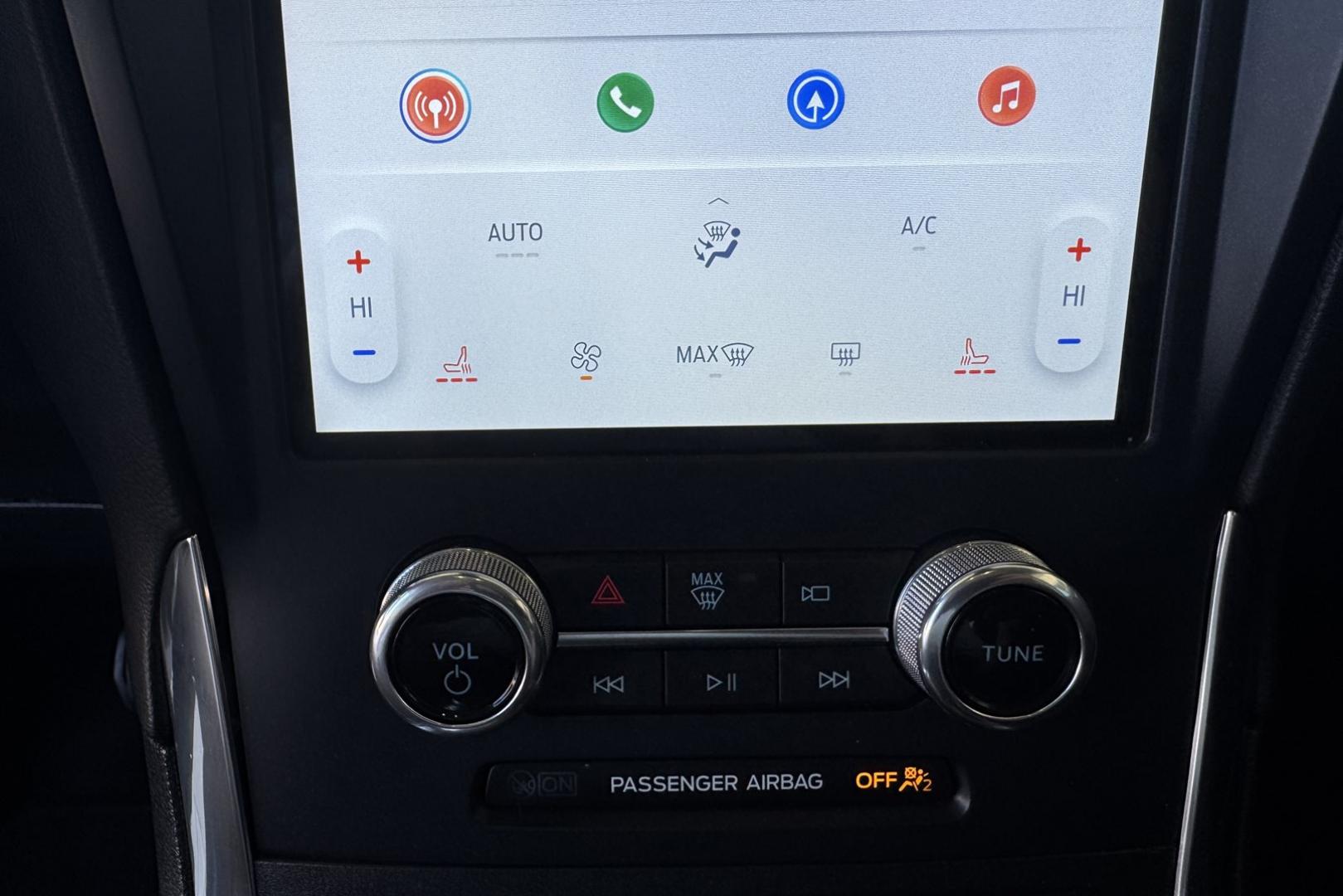 2022 Carbonized Gray Metallic /Black Ford Edge Titanium (2FMPK4K91NB) with an 4 Cyl 2.0 Liter Turbo engine, Automatic 8 Speed transmission, located at 2304 W. Main St., Boise, ID, 83702, (208) 342-7777, 43.622105, -116.218658 - Highly Optioned! Smooth Ride! All Wheel Drive! - Photo#9