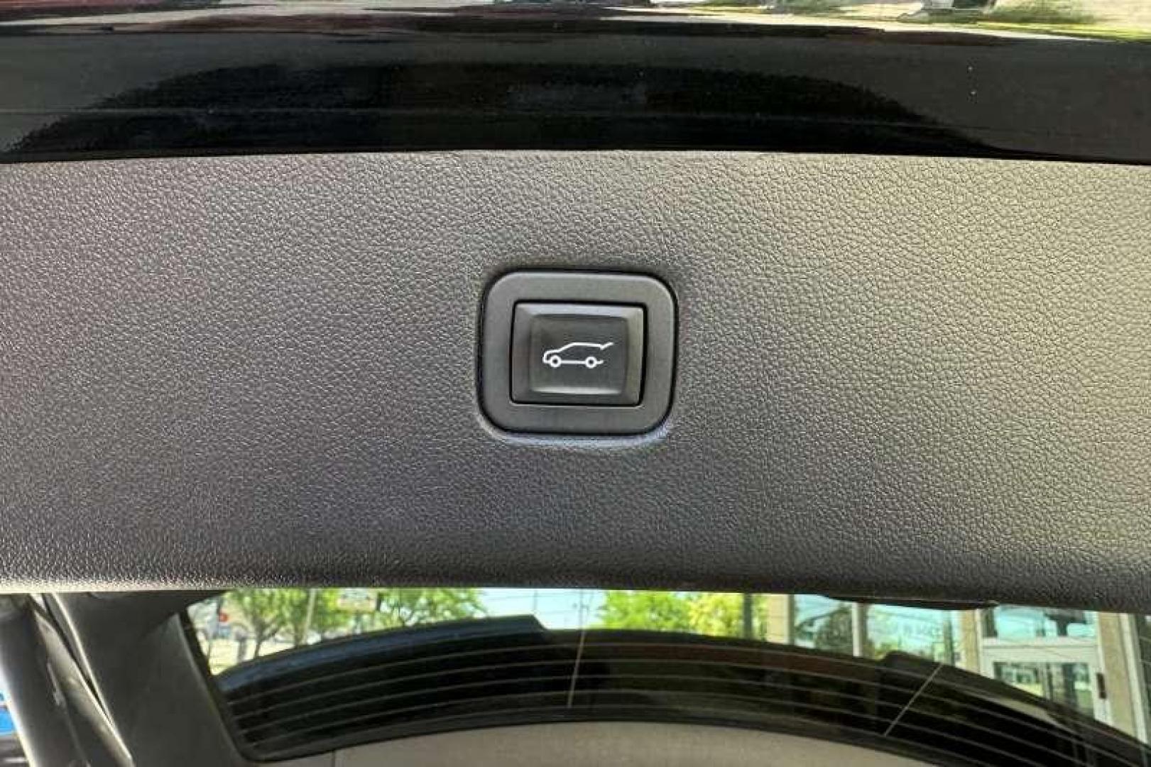 2019 Black /Black Chevrolet Blazer Premier (3GNKBKRS0KS) with an V6 3.6 Liter engine, Automatic 9 Speed transmission, located at 2304 W. Main St., Boise, ID, 83702, (208) 342-7777, 43.622105, -116.218658 - Black On Black And Clean! - Photo#17