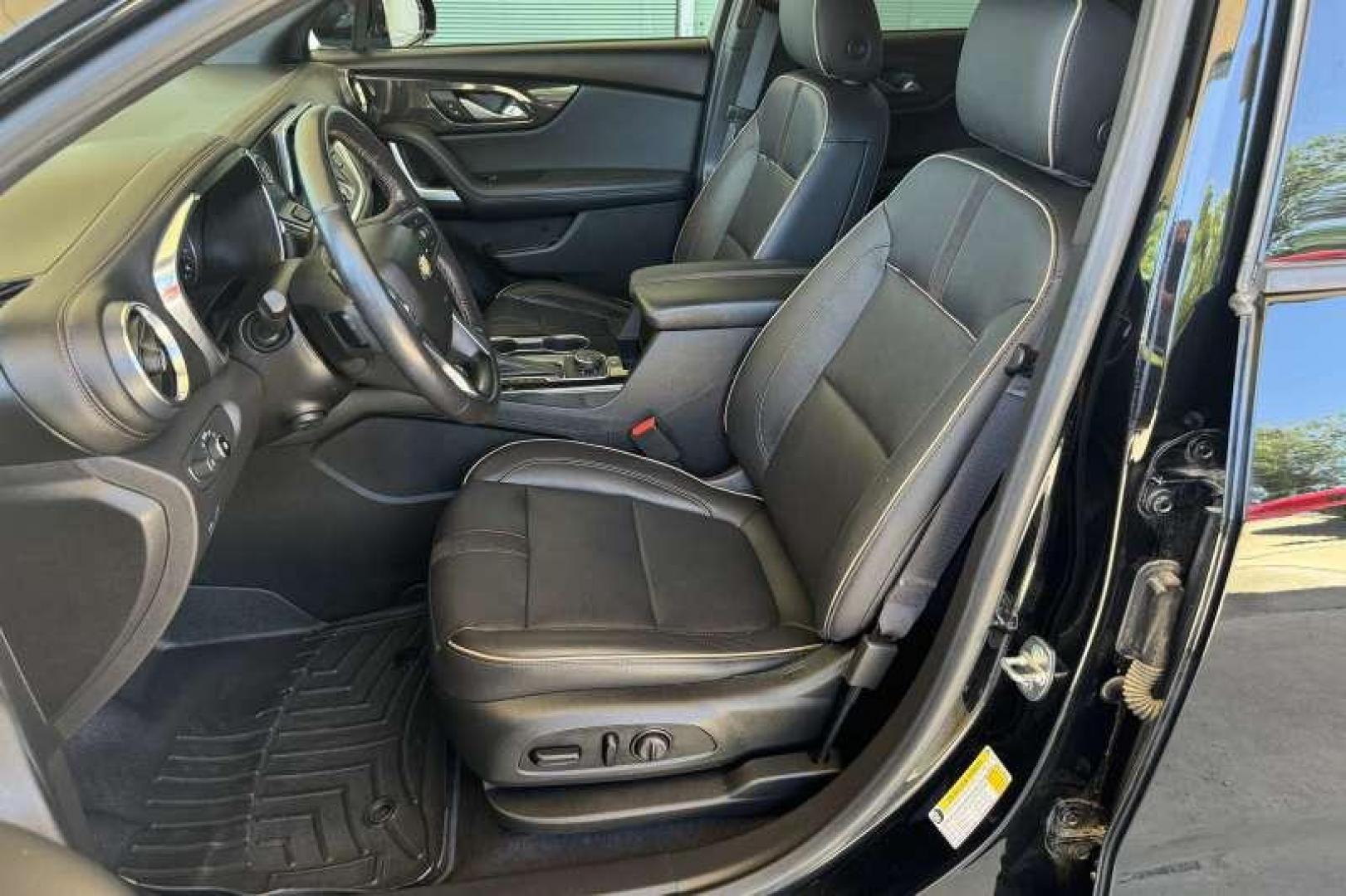 2019 Black /Black Chevrolet Blazer Premier (3GNKBKRS0KS) with an V6 3.6 Liter engine, Automatic 9 Speed transmission, located at 2304 W. Main St., Boise, ID, 83702, (208) 342-7777, 43.622105, -116.218658 - Black On Black And Clean! - Photo#6