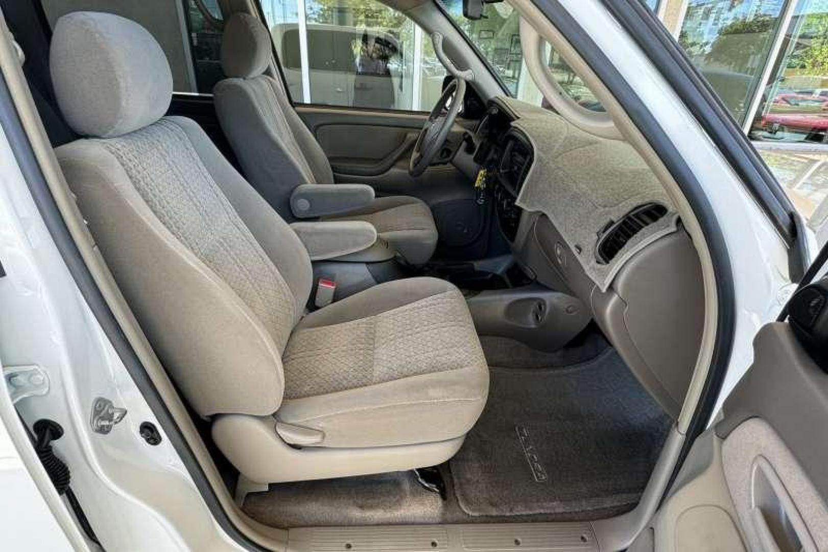 2005 Super White /Tan Toyota Tundra Double Cab SR5 (5TBET341X5S) with an V8 4.7 Liter engine, Automatic transmission, located at 2304 W. Main St., Boise, ID, 83702, (208) 342-7777, 43.622105, -116.218658 - New Tires! Amazing Condition! Hard To Find Toyota! - Photo#12