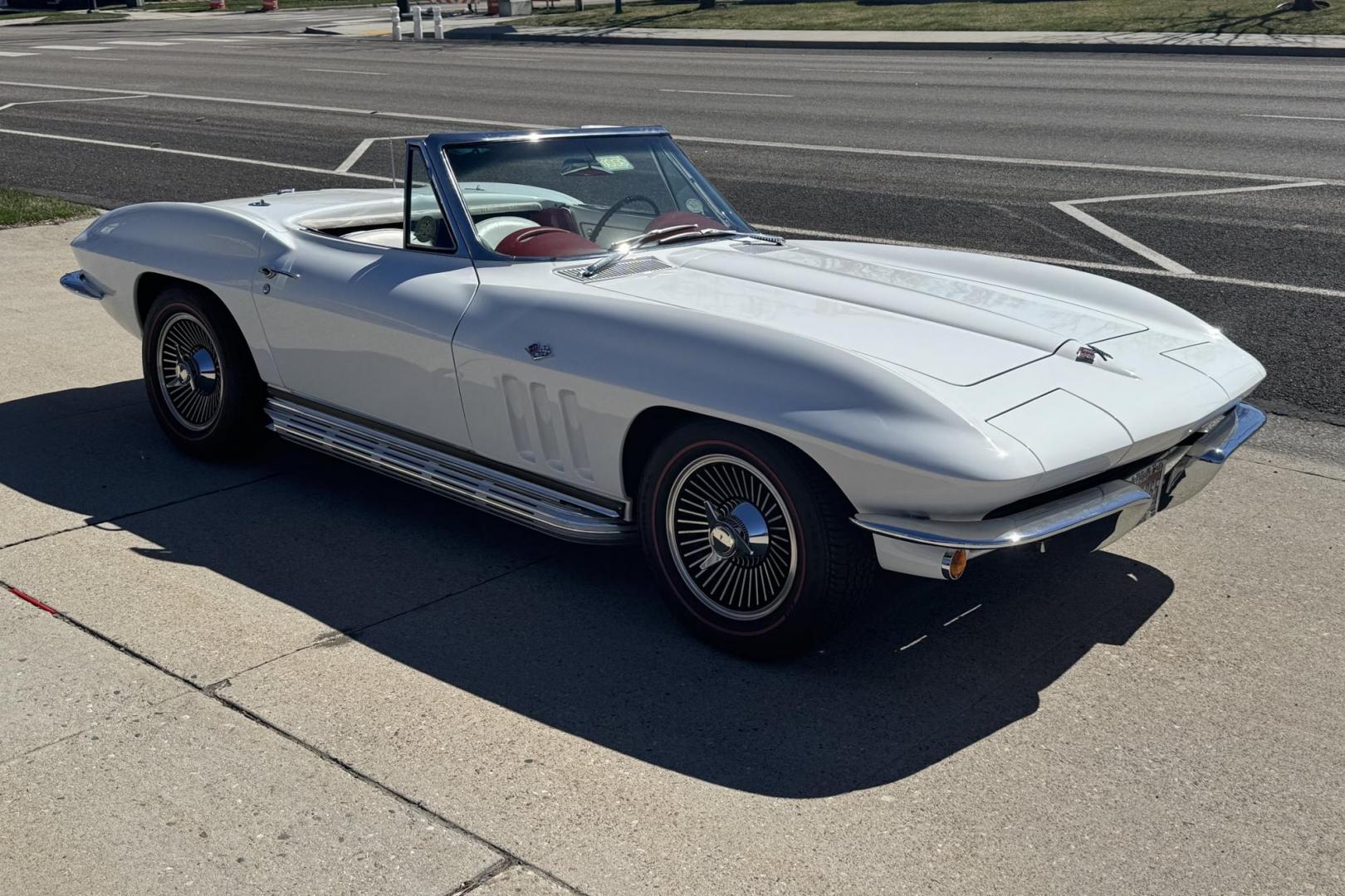 1965 White /White Chevrolet Corvette Convertible (19475S11322) with an V8 327 engine, 4 Speed transmission, located at 2304 W. Main St., Boise, ID, 83702, (208) 342-7777, 43.622105, -116.218658 - 1965 CHEVROLET - Photo#2