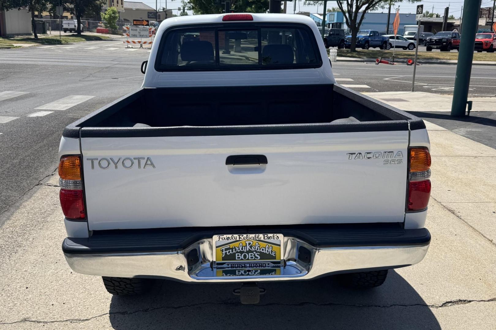 2002 White /Gray Toyota Tacoma SR5 TRD Off Road (5TEWM72N72Z) with an 4 Cyl 2.7 Liter engine, 5 Speed Manual transmission, located at 2304 W. Main St., Boise, ID, 83702, (208) 342-7777, 43.622105, -116.218658 - Clean! Locally Owned Tacoma! - Photo#2