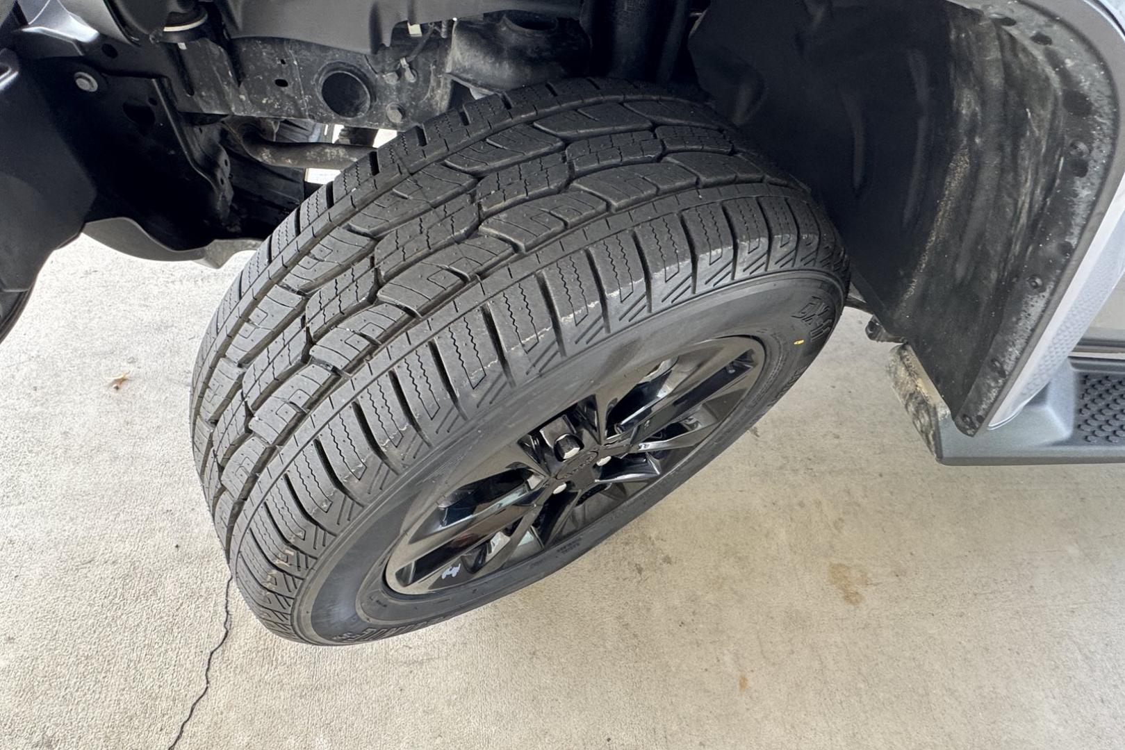 2021 Billet Silver /Black Jeep Wrangler Unlimited 4xe Sahara Unlimited Sahara (1C4JJXP6XMW) with an 2.0L I4 DOHC DI TURBO PHEV engine, Automatic 8 Speed transmission, located at 2304 W. Main St., Boise, ID, 83702, (208) 342-7777, 43.622105, -116.218658 - Enjoy Off Road with the ability to get fuel economy with your daily commute! - Photo#13