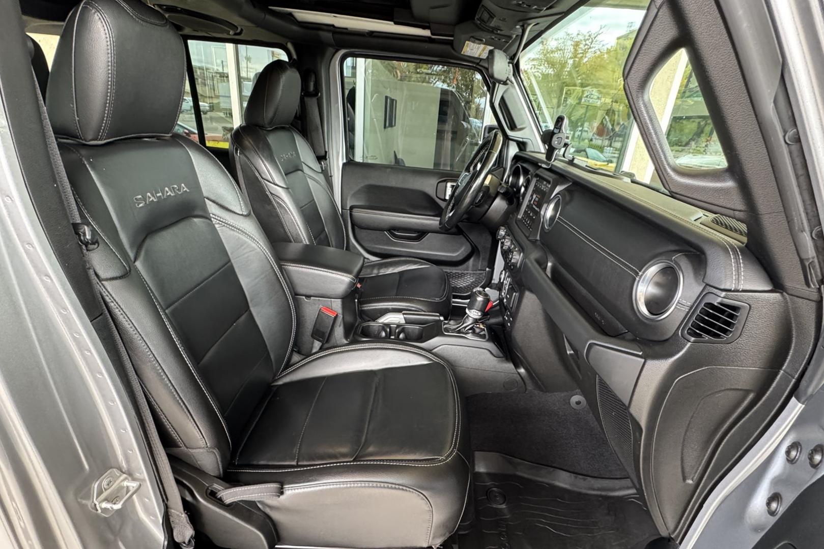 2021 Billet Silver /Black Jeep Wrangler Unlimited 4xe Sahara Unlimited Sahara (1C4JJXP6XMW) with an 2.0L I4 DOHC DI TURBO PHEV engine, Automatic 8 Speed transmission, located at 2304 W. Main St., Boise, ID, 83702, (208) 342-7777, 43.622105, -116.218658 - Enjoy Off Road with the ability to get fuel economy with your daily commute! - Photo#17