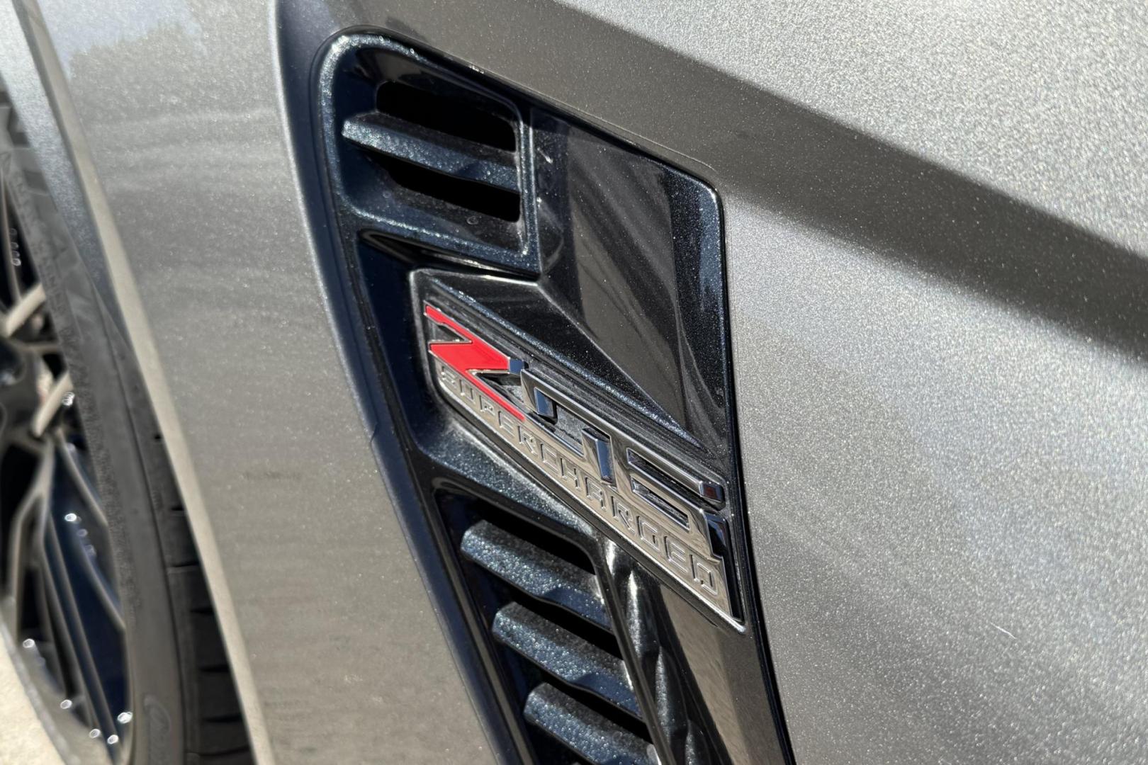 2015 Cyber Gray /Adrenaline Red Chevrolet Corvette Stingray 3LZ Z07 (1G1YT3D63F5) with an V8 6.2 Liter Supercharged engine, 7 Speed Manual transmission, located at 2304 W. Main St., Boise, ID, 83702, (208) 342-7777, 43.622105, -116.218658 - Shown By Appointment Only! PPF covering front to back of the car! This is the one to get! - Photo#4