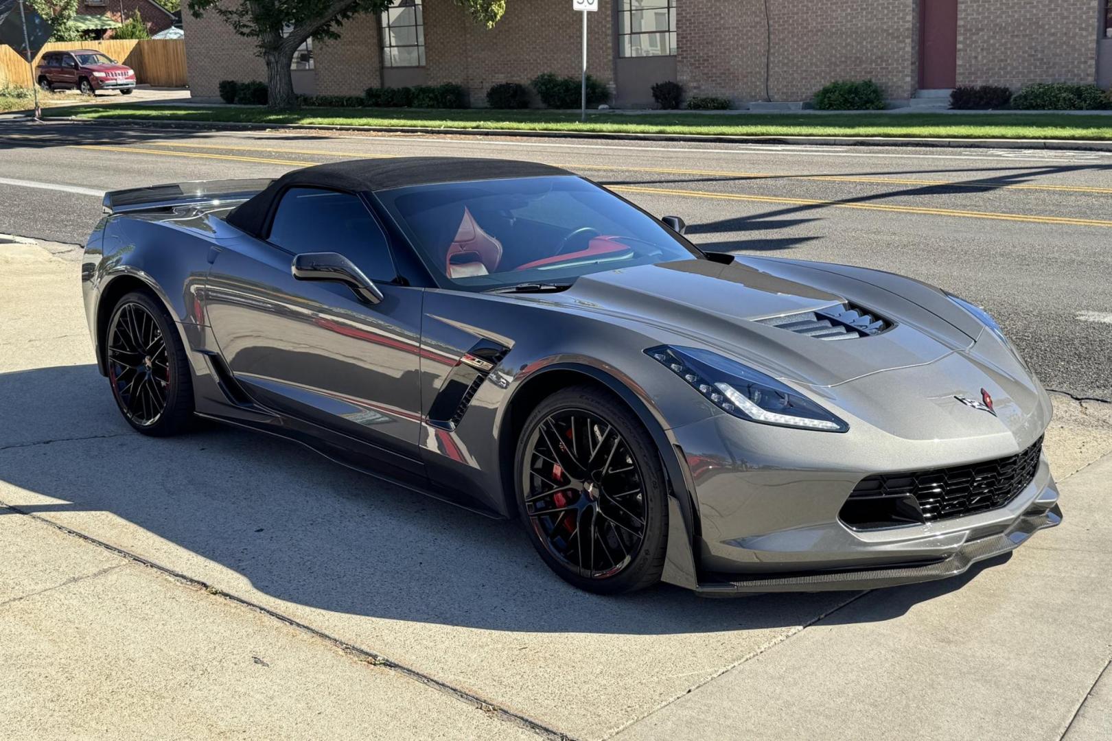 2015 Cyber Gray /Adrenaline Red Chevrolet Corvette Stingray 3LZ Z07 (1G1YT3D63F5) with an V8 6.2 Liter Supercharged engine, 7 Speed Manual transmission, located at 2304 W. Main St., Boise, ID, 83702, (208) 342-7777, 43.622105, -116.218658 - Shown By Appointment Only! PPF covering front to back of the car! This is the one to get! - Photo#23