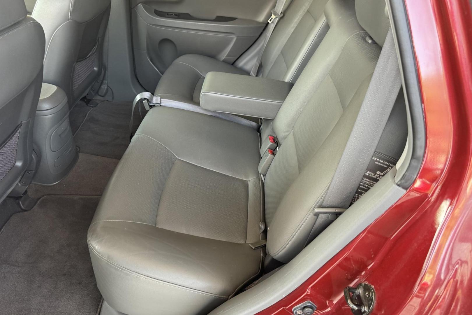 2003 Maroon /Tan Hyundai Santa Fe GLS (KM8SC73EX3U) with an V6 3.5 Liter engine, Automatic 5 Speed transmission, located at 2304 W. Main St., Boise, ID, 83702, (208) 342-7777, 43.622105, -116.218658 - 2003 HYUNDAI - Photo#8