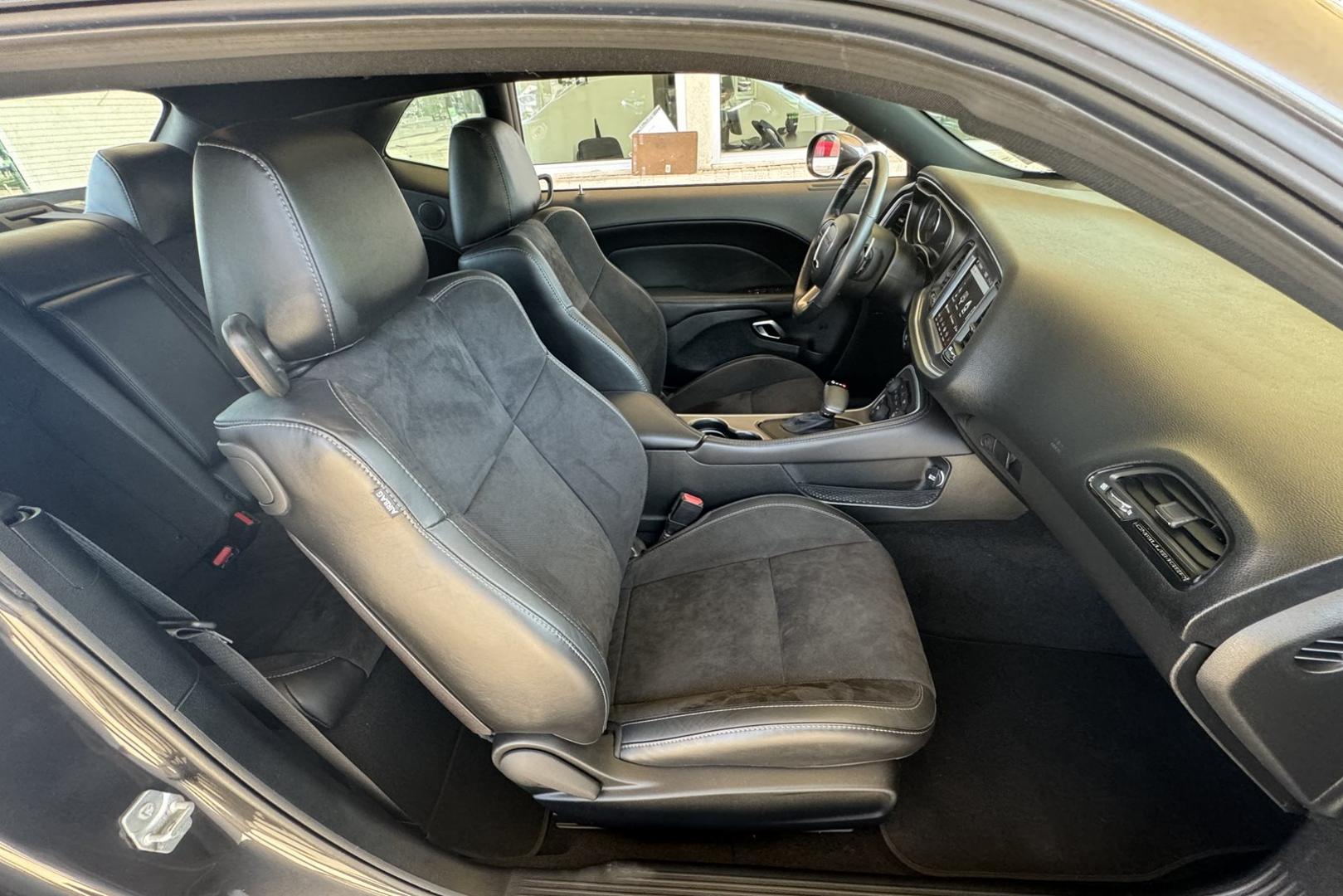 2019 Maximum Steel Metallic /Black Dodge Challenger R/T Plus (2C3CDZBT9KH) with an 5.7L V8 OHV 16V engine, Automatic 8 Speed transmission, located at 2304 W. Main St., Boise, ID, 83702, (208) 342-7777, 43.622105, -116.218658 - Photo#18
