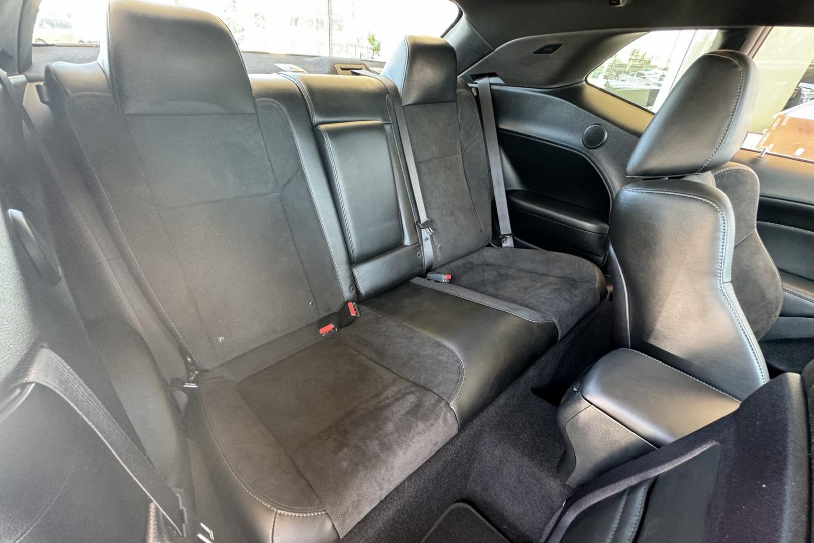 2019 Maximum Steel Metallic /Black Dodge Challenger R/T Plus (2C3CDZBT9KH) with an 5.7L V8 OHV 16V engine, Automatic 8 Speed transmission, located at 2304 W. Main St., Boise, ID, 83702, (208) 342-7777, 43.622105, -116.218658 - Photo#20