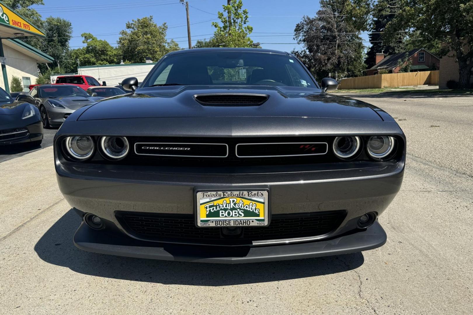 2019 Maximum Steel Metallic /Black Dodge Challenger R/T Plus (2C3CDZBT9KH) with an 5.7L V8 OHV 16V engine, Automatic 8 Speed transmission, located at 2304 W. Main St., Boise, ID, 83702, (208) 342-7777, 43.622105, -116.218658 - Photo#4