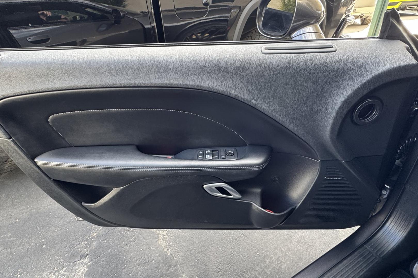 2019 Maximum Steel Metallic /Black Dodge Challenger R/T Plus (2C3CDZBT9KH) with an V8 5.7 Liter Hemi engine, Automatic 8 Speed transmission, located at 2304 W. Main St., Boise, ID, 83702, (208) 342-7777, 43.622105, -116.218658 - Stunning 18,600 Mile Challenger! - Photo#8