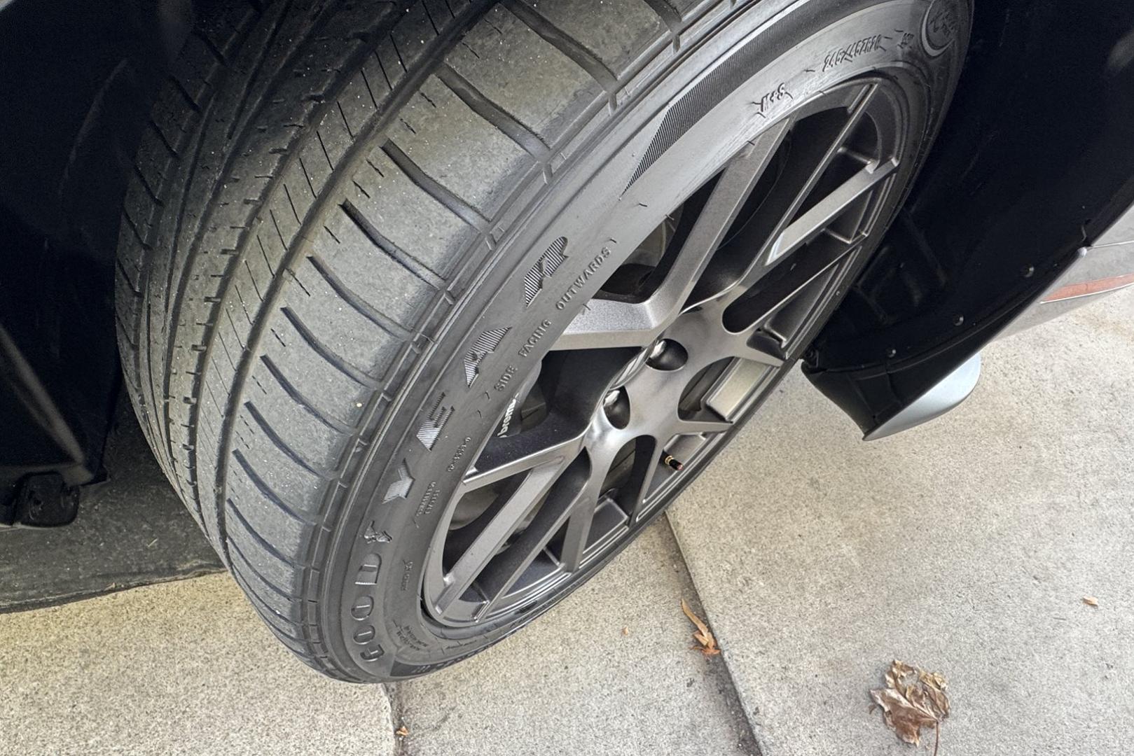 2019 Maximum Steel Metallic /Black Dodge Challenger R/T Plus (2C3CDZBT9KH) with an V8 5.7 Liter Hemi engine, Automatic 8 Speed transmission, located at 2304 W. Main St., Boise, ID, 83702, (208) 342-7777, 43.622105, -116.218658 - Stunning 18,600 Mile Challenger! - Photo#15