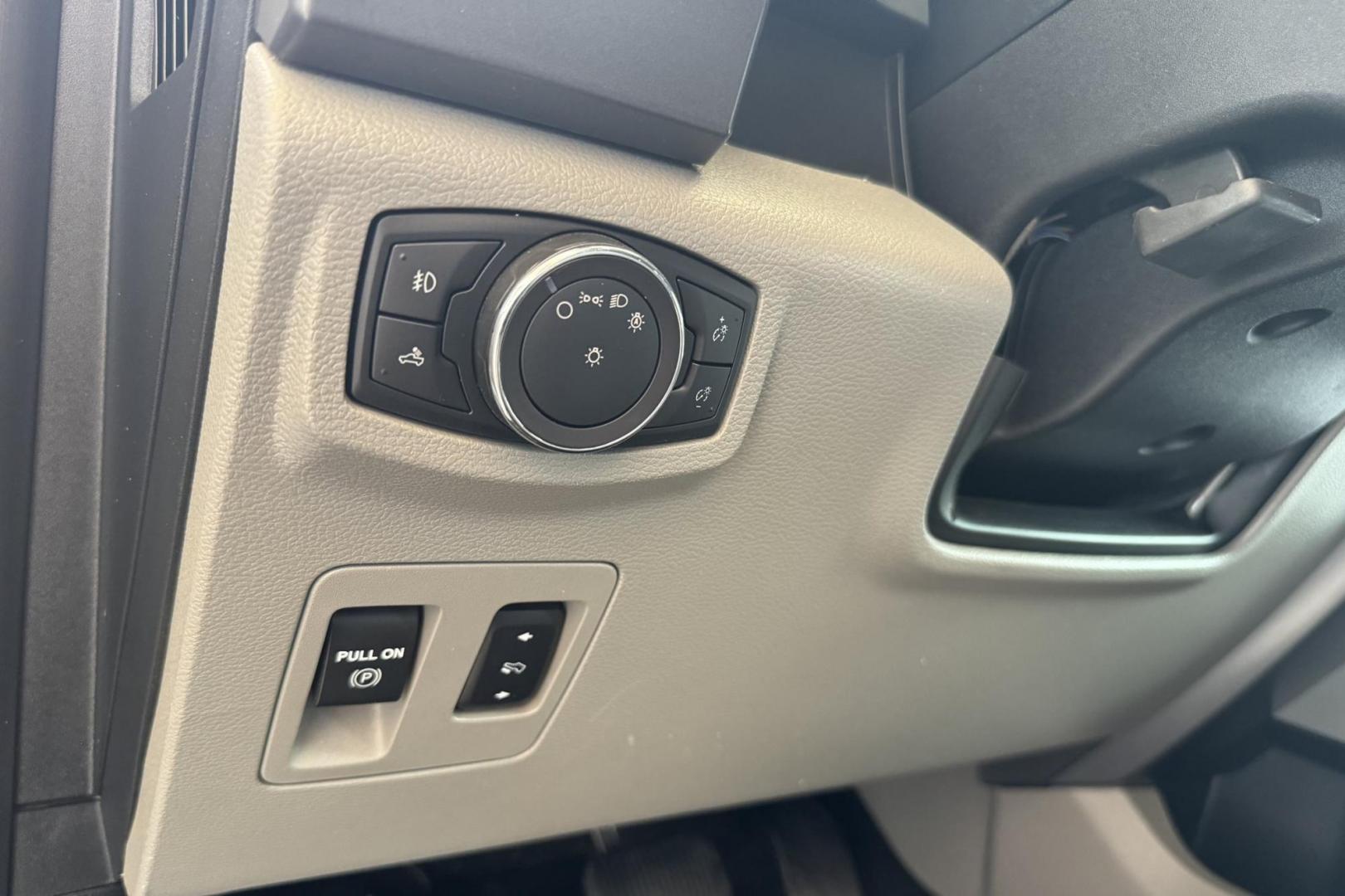 2018 Oxford White /Gray Ford F-150 (1FTEW1E5XJF) with an V8 5.0 Liter engine, Automatic 10 Speed transmission, located at 2304 W. Main St., Boise, ID, 83702, (208) 342-7777, 43.622105, -116.218658 - 2018 Ford F-150 SuperCrew XLT 4x4 - Photo#16
