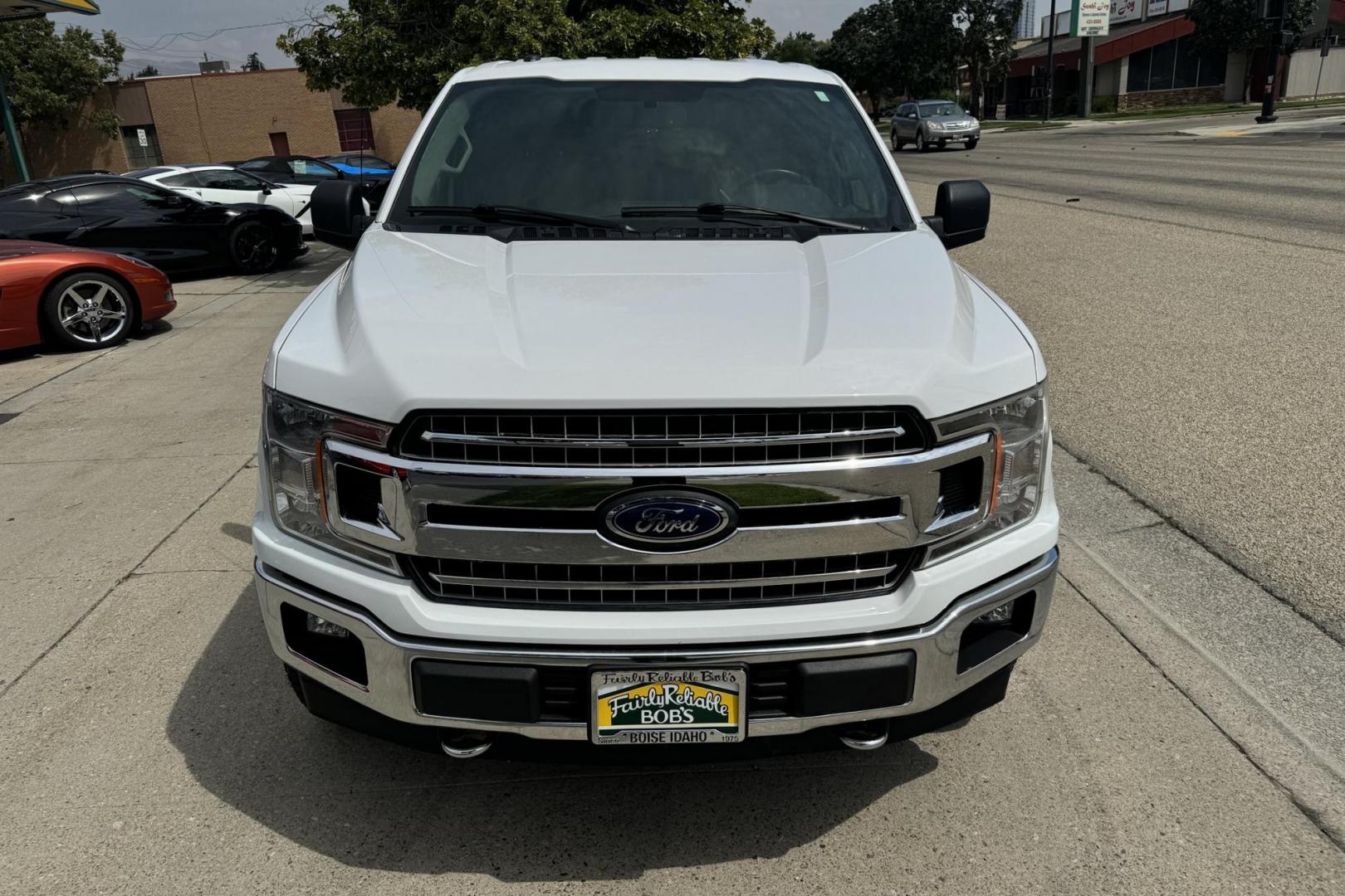 2018 Oxford White /Gray Ford F-150 (1FTEW1E5XJF) with an V8 5.0 Liter engine, Automatic 10 Speed transmission, located at 2304 W. Main St., Boise, ID, 83702, (208) 342-7777, 43.622105, -116.218658 - 2018 Ford F-150 SuperCrew XLT 4x4 - Photo#3