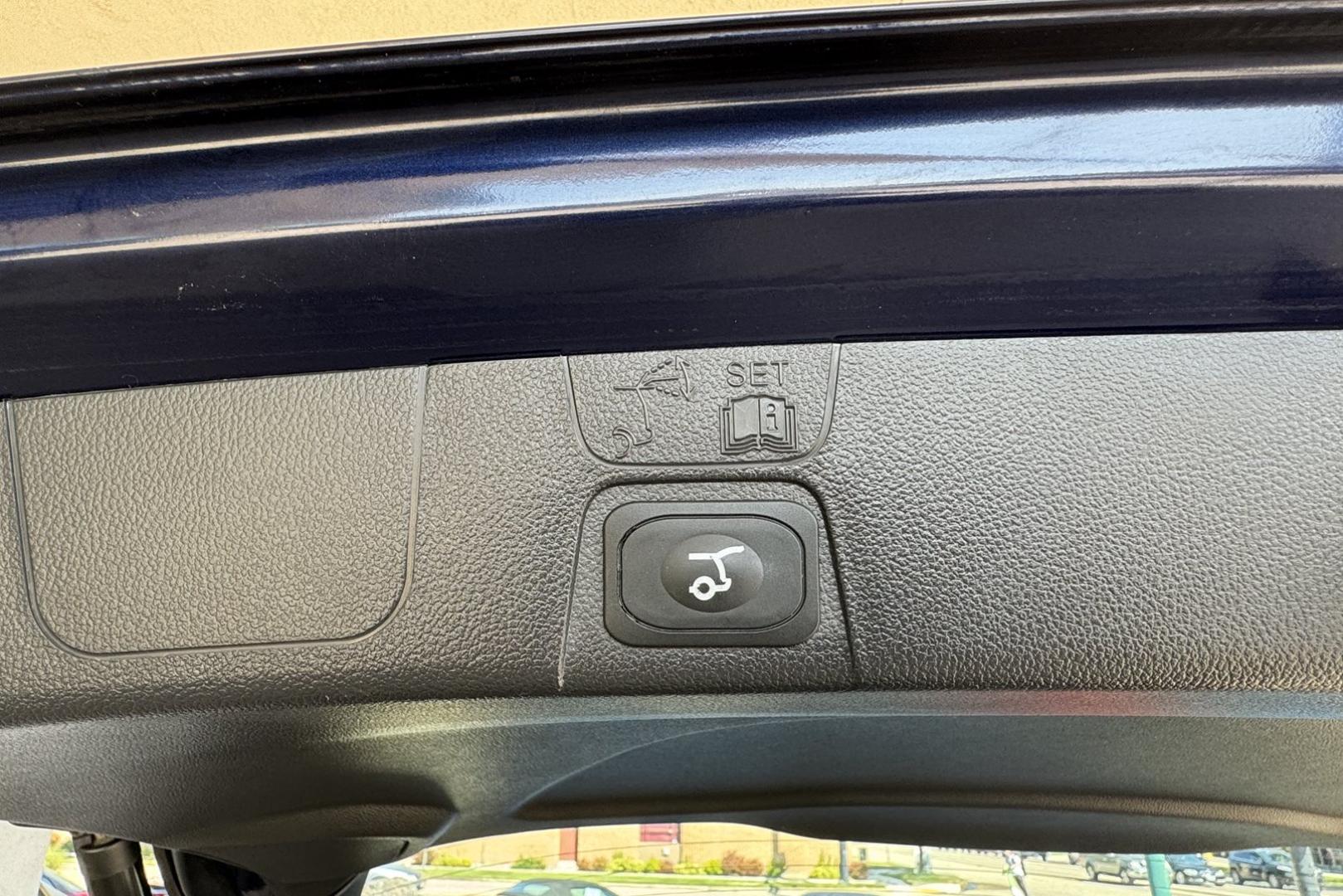 2016 Blue /Gray Ford C-Max Hybrid SE (1FADP5AU7GL) with an 4 Cyl 2.0 Liter Hybrid engine, Automatic transmission, located at 2304 W. Main St., Boise, ID, 83702, (208) 342-7777, 43.622105, -116.218658 - Photo#14