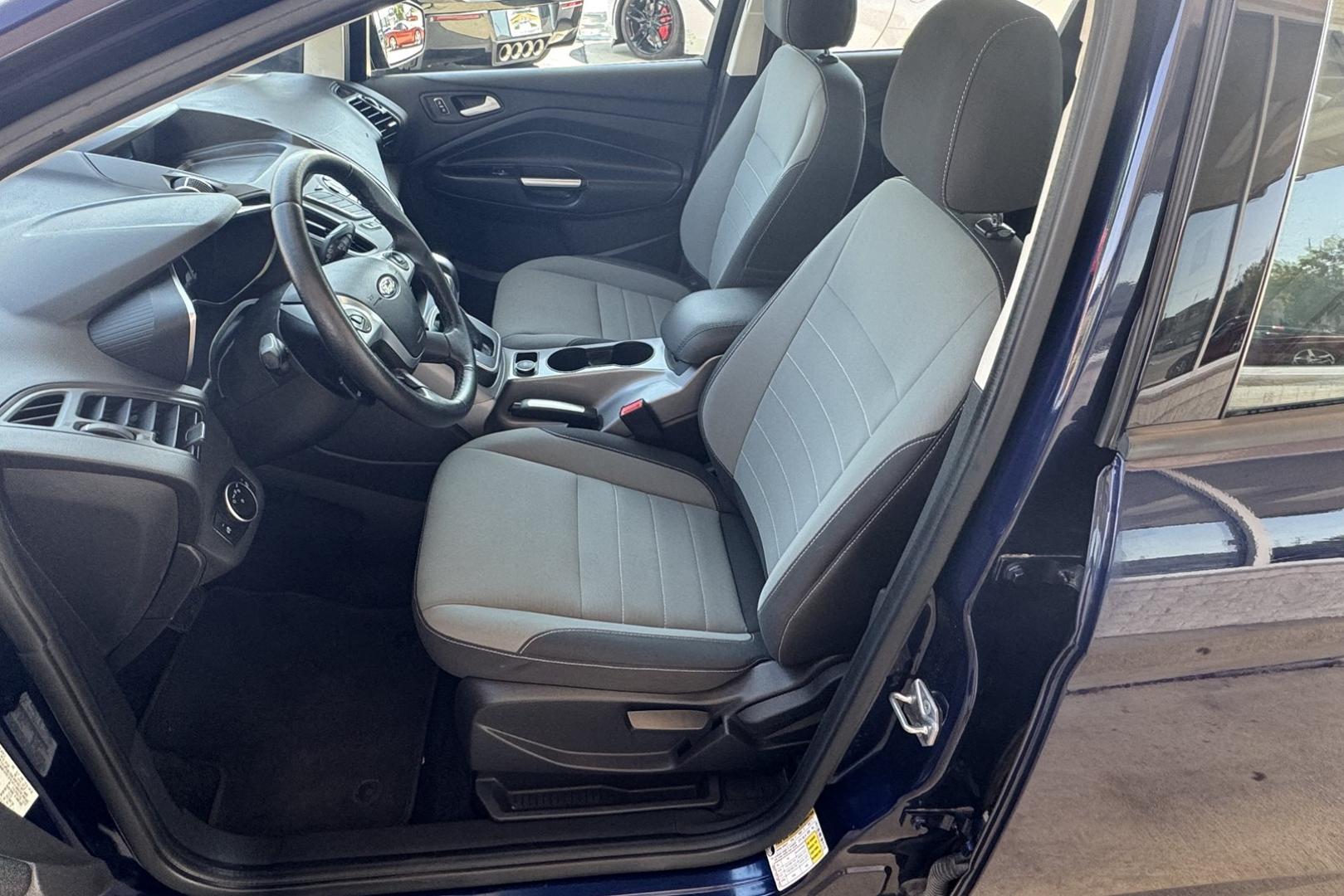 2016 Blue /Gray Ford C-Max Hybrid SE (1FADP5AU7GL) with an 4 Cyl 2.0 Liter Hybrid engine, Automatic transmission, located at 2304 W. Main St., Boise, ID, 83702, (208) 342-7777, 43.622105, -116.218658 - Photo#5