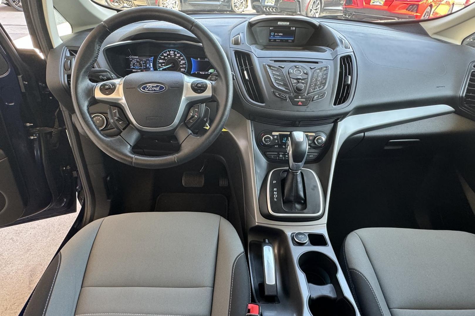 2016 Blue /Gray Ford C-Max Hybrid SE (1FADP5AU7GL) with an 4 Cyl 2.0 Liter Hybrid engine, Automatic transmission, located at 2304 W. Main St., Boise, ID, 83702, (208) 342-7777, 43.622105, -116.218658 - Photo#9