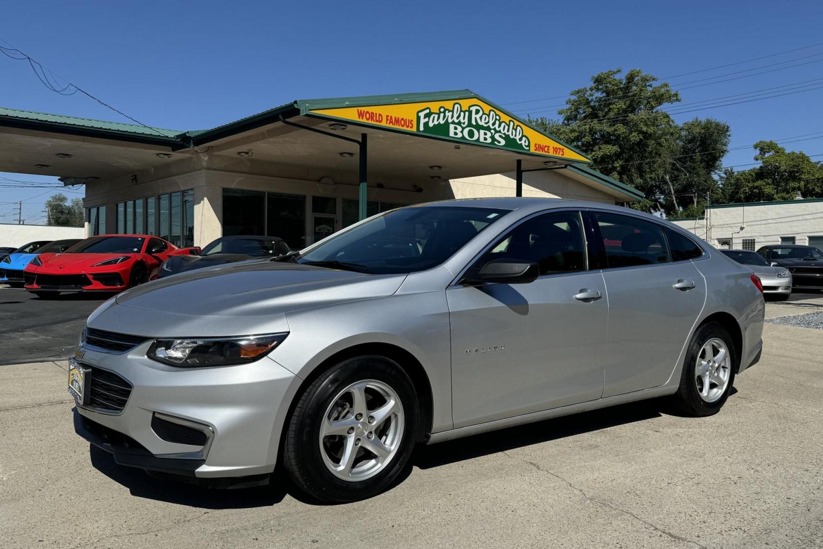 2018 Silver /Black CHEVROLET Malibu LS (1G1ZC5ST2JF) with an 4 Cyl 1.5 Liter Turbo engine, Automatic transmission, located at 2304 W. Main St., Boise, ID, 83702, (208) 342-7777, 43.622105, -116.218658 - New Tires! Great Fuel Economy! Clean Car! Tall Drivers Will Fit! - Photo#0