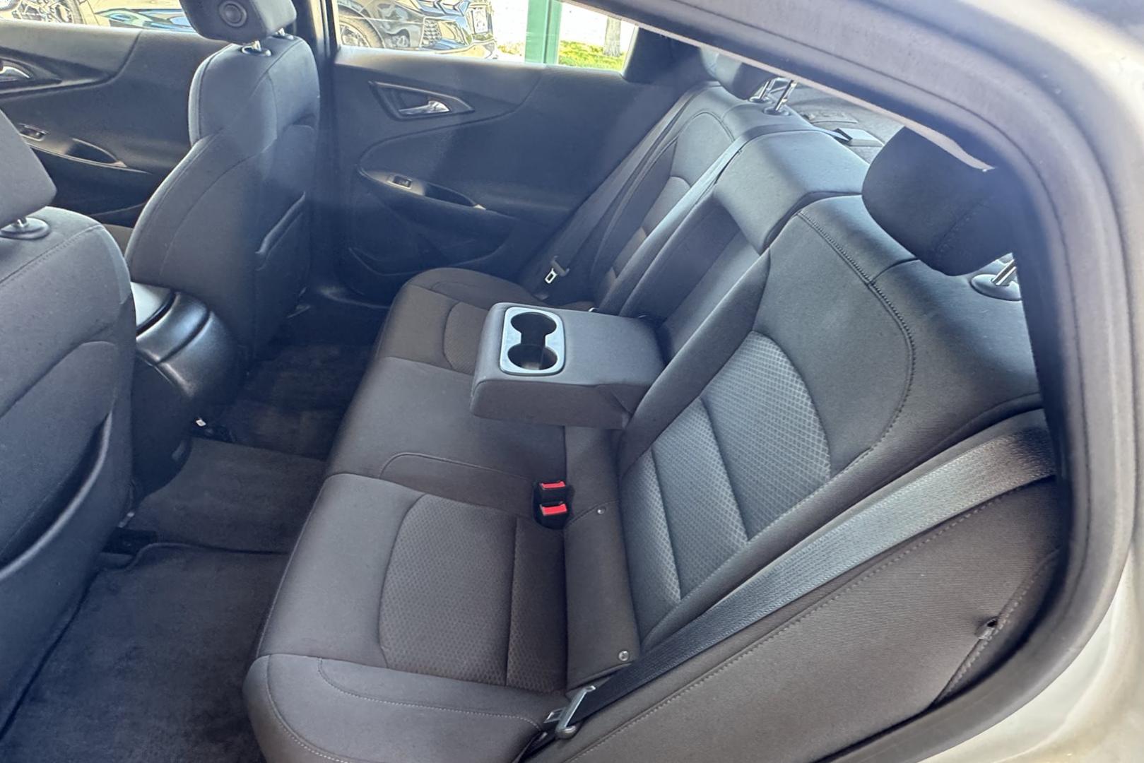 2018 Silver /Black CHEVROLET Malibu LS (1G1ZC5ST2JF) with an 4 Cyl 1.5 Liter Turbo engine, Automatic transmission, located at 2304 W. Main St., Boise, ID, 83702, (208) 342-7777, 43.622105, -116.218658 - New Tires! Great Fuel Economy! Clean Car! Tall Drivers Will Fit! - Photo#8