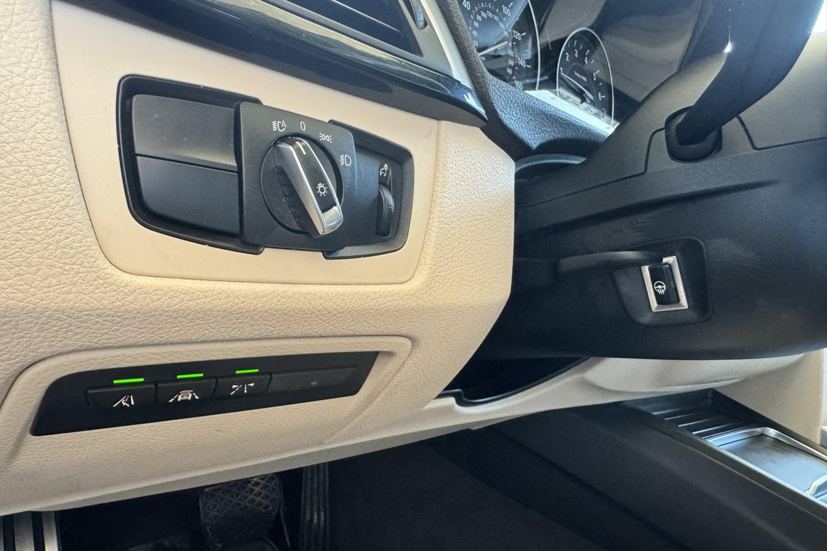 2016 Estoril Blue Metallic /Oyster Dakota Leather BMW 340i xDrive (WBA8B7C51GK) with an 6 Cyl 3.0 Liter Inline Twin Turbo engine, Automatic transmission, located at 2304 W. Main St., Boise, ID, 83702, (208) 342-7777, 43.622105, -116.218658 - Photo#22
