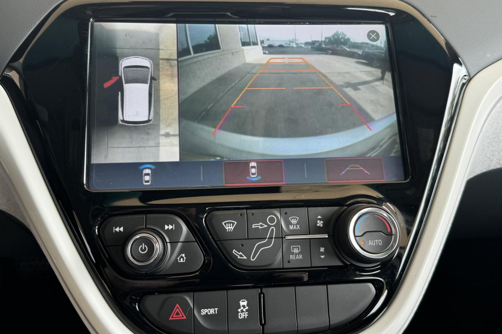 2018 Silver Ice Metallic /Dark Galvanized Gray Chevrolet Bolt Premier Premier (1G1FX6S06J4) with an 60 kWh engine, Automatic transmission, located at 2304 W. Main St., Boise, ID, 83702, (208) 342-7777, 43.622105, -116.218658 - Photo#5