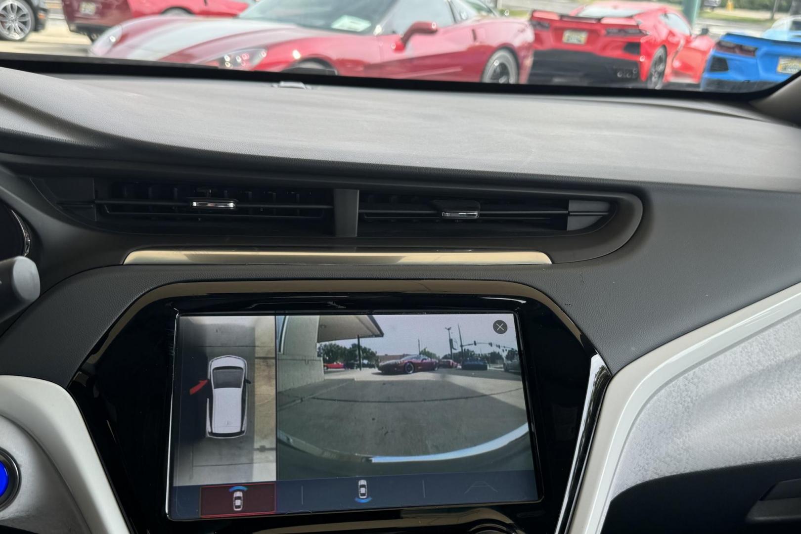 2018 Silver Ice Metallic /Dark Galvanized Gray Chevrolet Bolt Premier Premier (1G1FX6S06J4) with an 60 kWh engine, Automatic transmission, located at 2304 W. Main St., Boise, ID, 83702, (208) 342-7777, 43.622105, -116.218658 - Photo#7