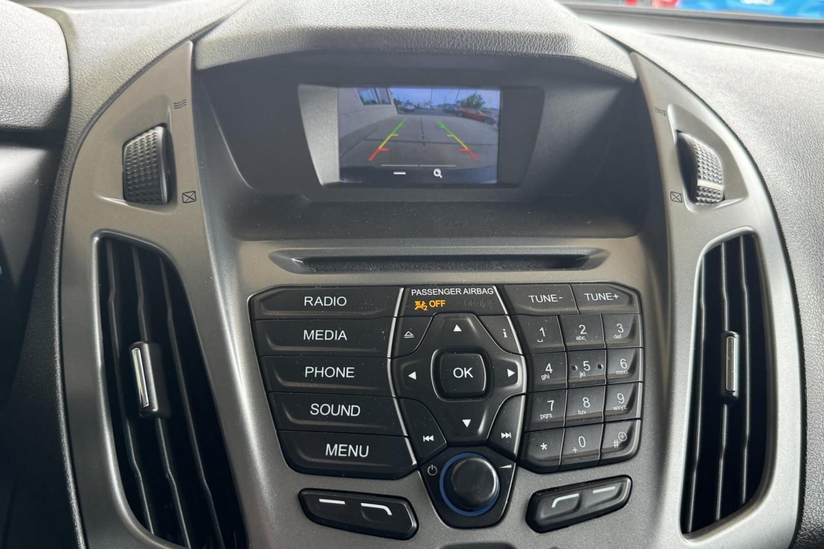 2017 Oxford White /Black Ford Transit Connect Van XL (NM0LS7E73H1) with an 4 Cyl 2.5 Liter engine, Automatic 6 Speed transmission, located at 2304 W. Main St., Boise, ID, 83702, (208) 342-7777, 43.622105, -116.218658 - Photo#4