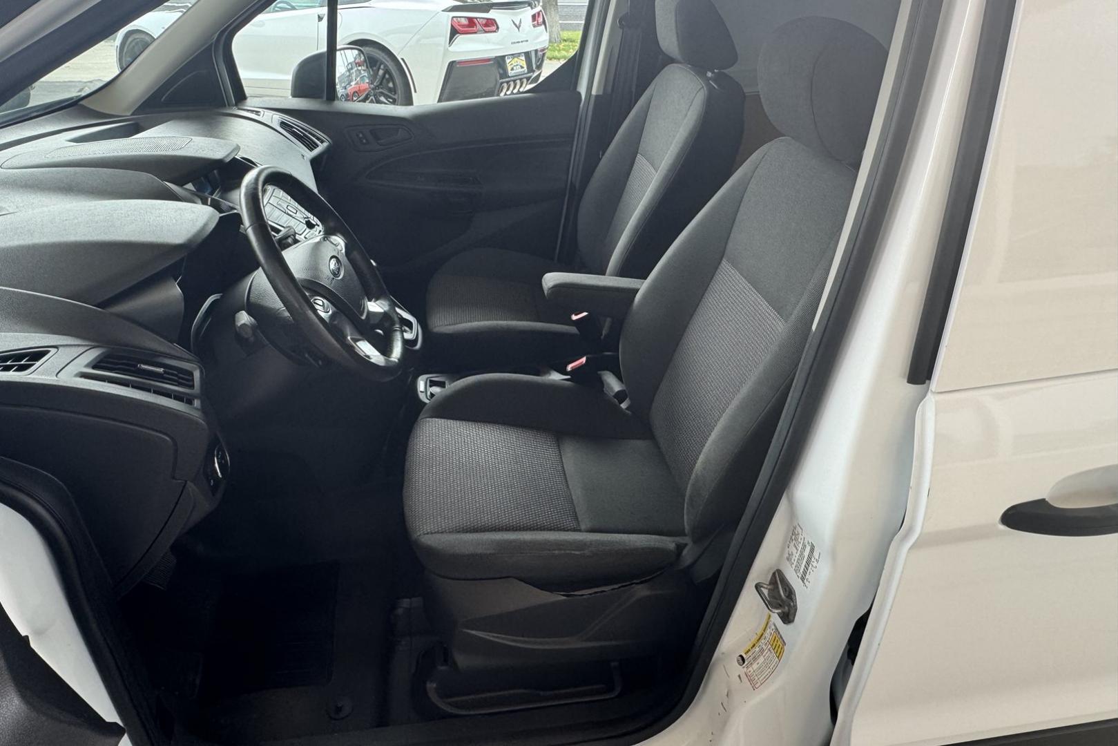 2017 Oxford White /Black Ford Transit Connect Van XL (NM0LS7E73H1) with an 4 Cyl 2.5 Liter engine, Automatic 6 Speed transmission, located at 2304 W. Main St., Boise, ID, 83702, (208) 342-7777, 43.622105, -116.218658 - Photo#7