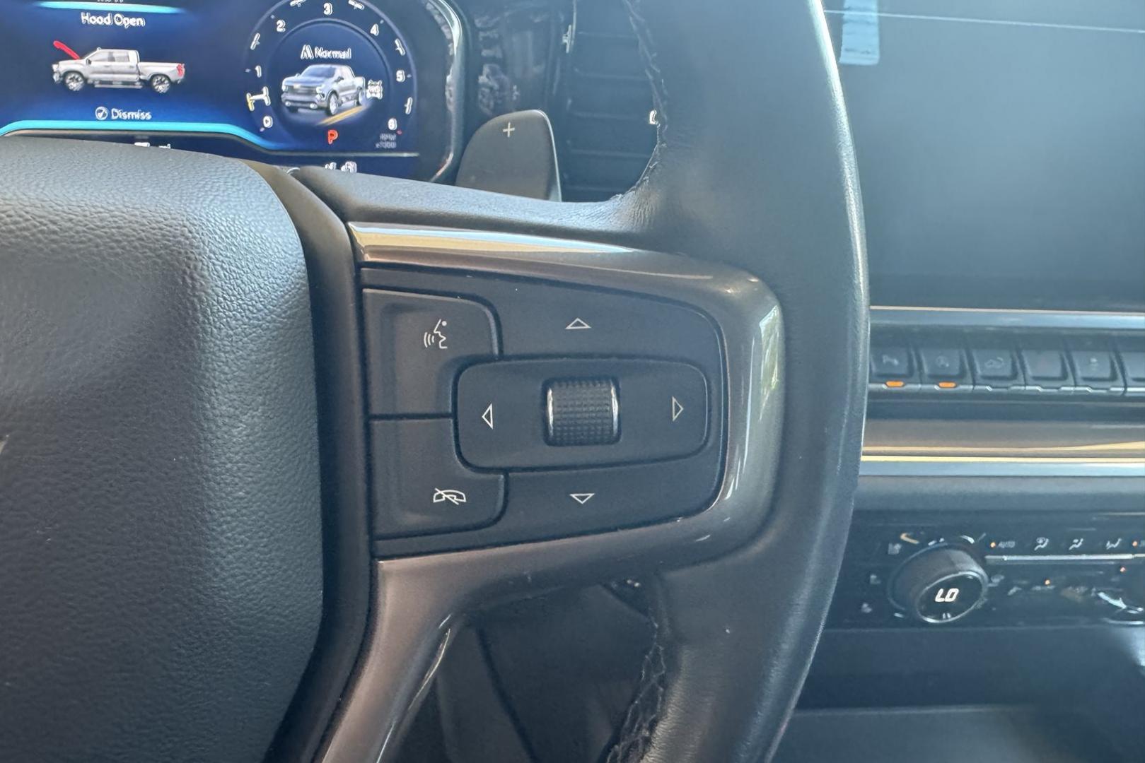 2022 Iridescent Pearl Tricoat /Jet Black/Nightshift Blue Chevrolet Silverado 1500 High Country High Country (3GCUDJEL6NG) with an V8 6.2 Liter engine, Automatic 10 Speed transmission, located at 2304 W. Main St., Boise, ID, 83702, (208) 342-7777, 43.622105, -116.218658 - One Owner Idaho Truck! - Photo#13