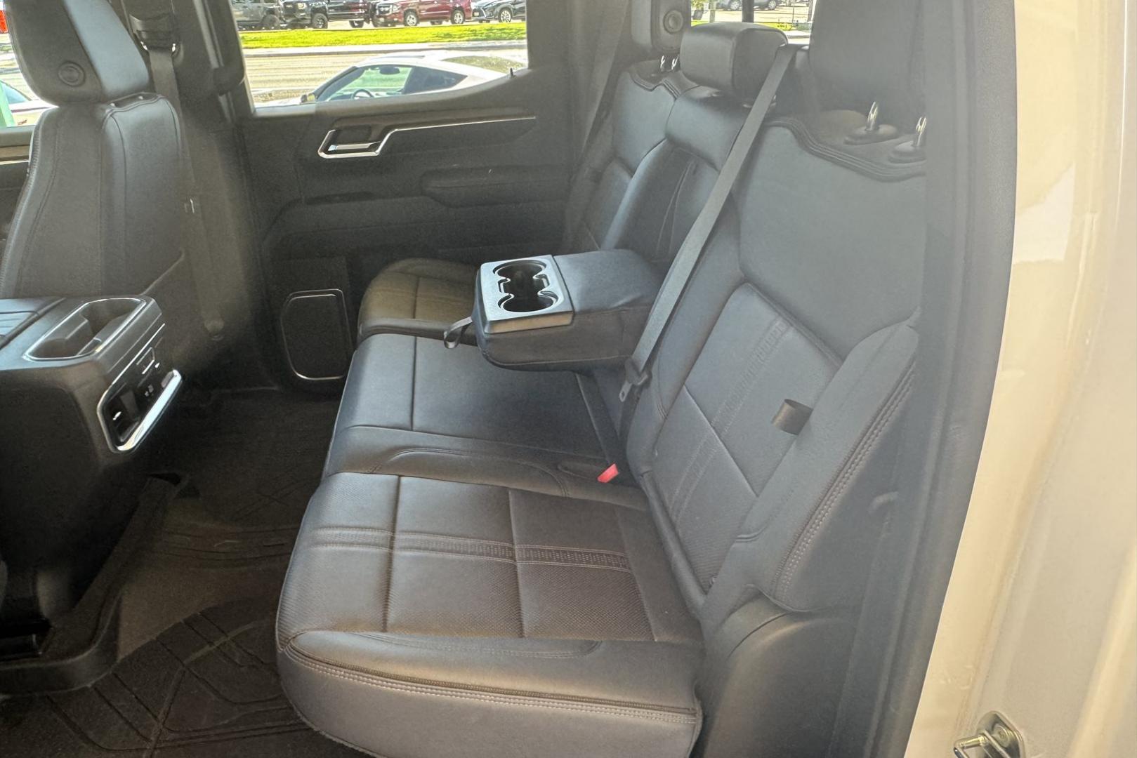 2022 Iridescent Pearl Tricoat /Jet Black/Nightshift Blue Chevrolet Silverado 1500 High Country High Country (3GCUDJEL6NG) with an V8 6.2 Liter engine, Automatic 10 Speed transmission, located at 2304 W. Main St., Boise, ID, 83702, (208) 342-7777, 43.622105, -116.218658 - One Owner Idaho Truck! - Photo#14