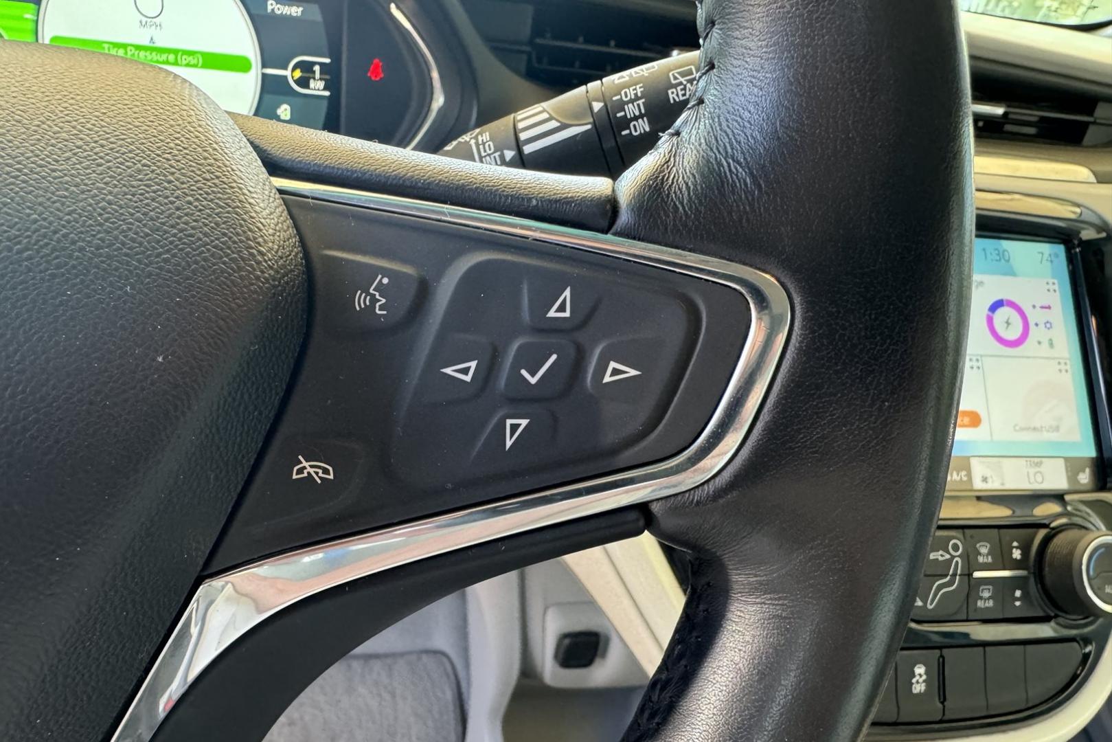 2018 Kinetic Blue Metallic /Light Ash Gray/Ceramic White Chevrolet Bolt Premier Premier (1G1FX6S07J4) with an 60 kWh engine, Automatic transmission, located at 2304 W. Main St., Boise, ID, 83702, (208) 342-7777, 43.622105, -116.218658 - Remaining Factory Battery Warranty Until July of 2032 or 146,672 Miles! New Tires Too! - Photo#16