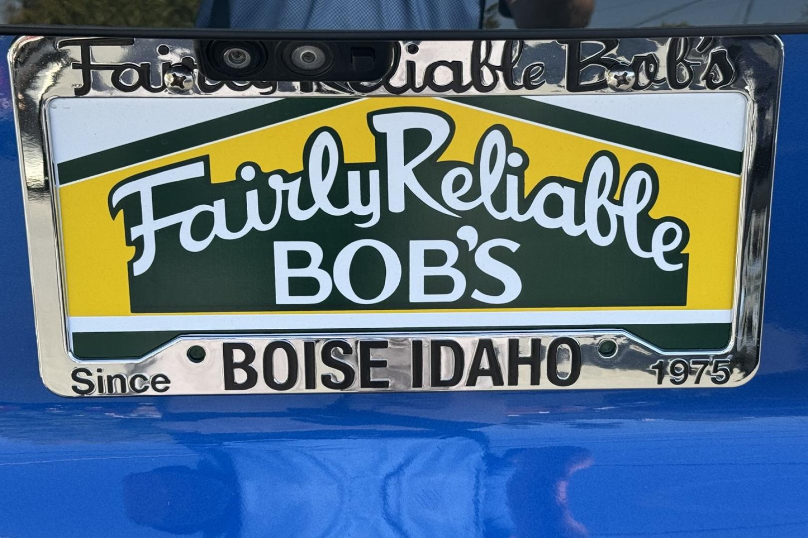 2018 Kinetic Blue Metallic /Light Ash Gray/Ceramic White Chevrolet Bolt Premier Premier (1G1FX6S07J4) with an 60 kWh engine, Automatic transmission, located at 2304 W. Main St., Boise, ID, 83702, (208) 342-7777, 43.622105, -116.218658 - Remaining Factory Battery Warranty Until July of 2032 or 146,672 Miles! New Tires Too! - Photo#23