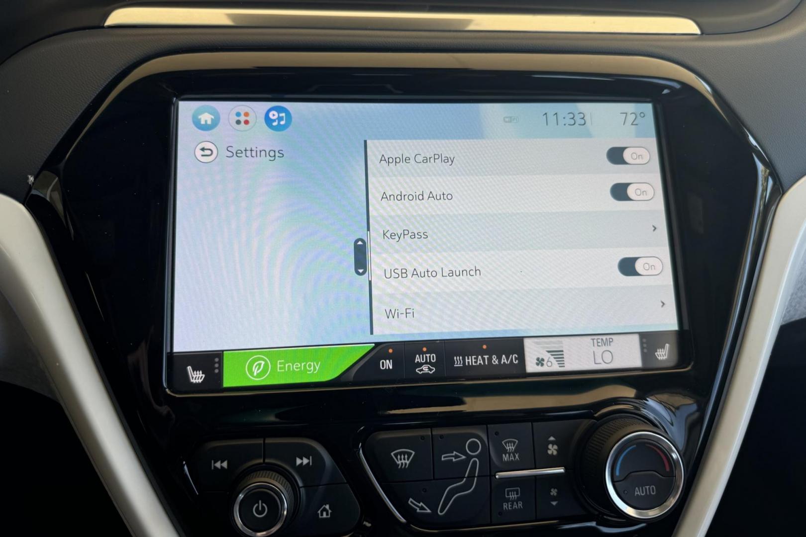2018 Summit White /Dark Galvanized Gray Chevrolet Bolt Premier Premier (1G1FX6S07J4) with an 60 kWh engine, Automatic transmission, located at 2304 W. Main St., Boise, ID, 83702, (208) 342-7777, 43.622105, -116.218658 - New Tires! Highly Optioned! - Photo#7
