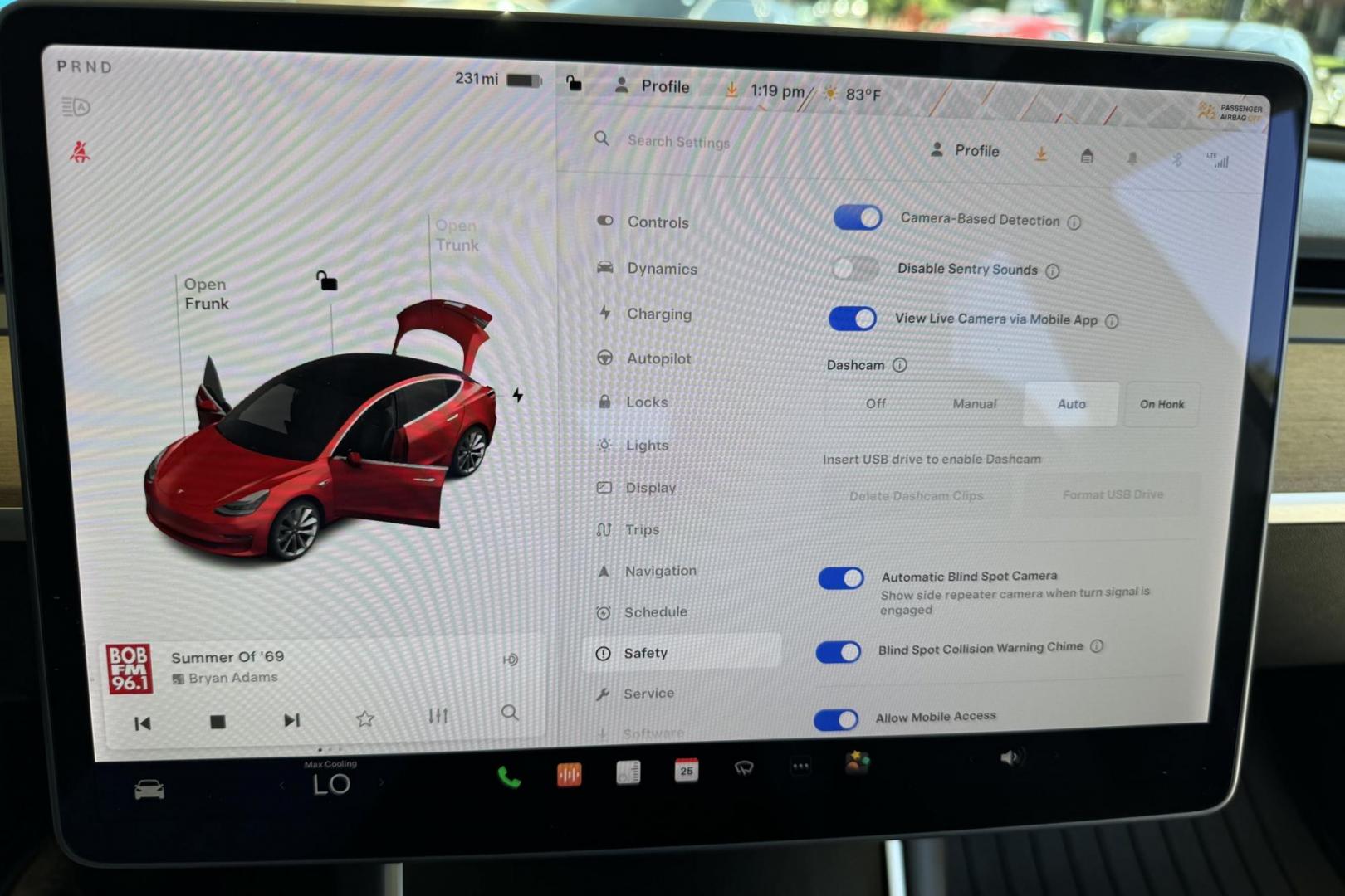 2018 Red Muti-Coat /Black Tesla Model 3 LR (5YJ3E1EA9JF) with an 75 kWh engine, Automatic transmission, located at 2304 W. Main St., Boise, ID, 83702, (208) 342-7777, 43.622105, -116.218658 - Photo#17