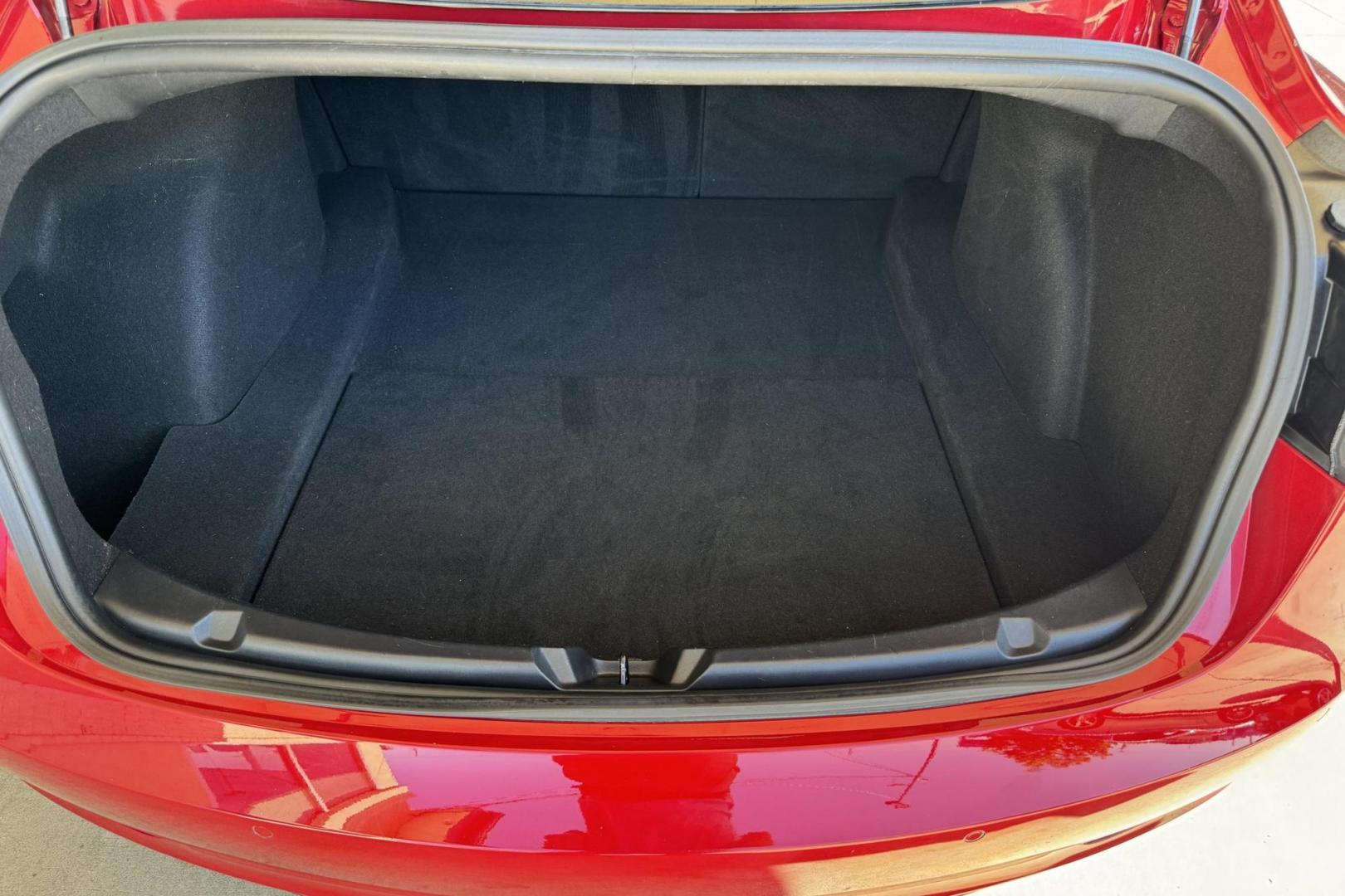2018 Red Muti-Coat /Black Tesla Model 3 LR (5YJ3E1EA9JF) with an 75 kWh engine, Automatic transmission, located at 2304 W. Main St., Boise, ID, 83702, (208) 342-7777, 43.622105, -116.218658 - Photo#20