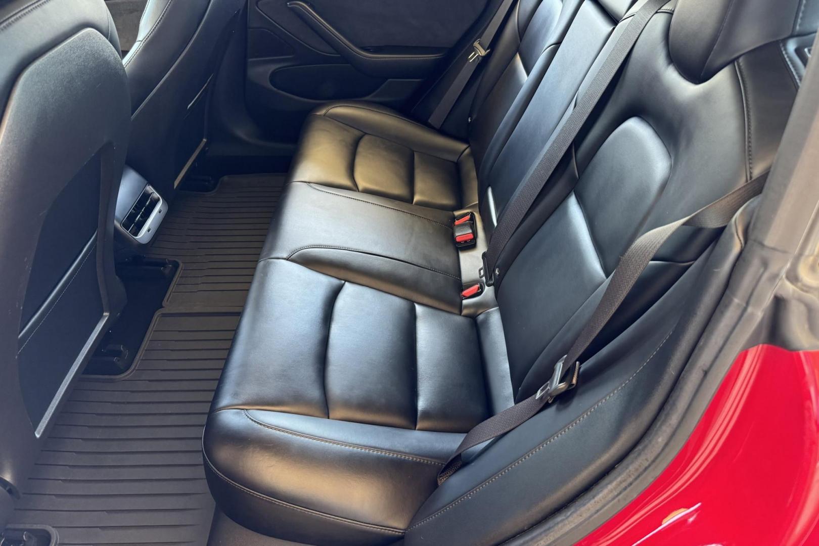 2018 Red Muti-Coat /Black Tesla Model 3 LR (5YJ3E1EA9JF) with an 75 kWh engine, Automatic transmission, located at 2304 W. Main St., Boise, ID, 83702, (208) 342-7777, 43.622105, -116.218658 - Photo#7