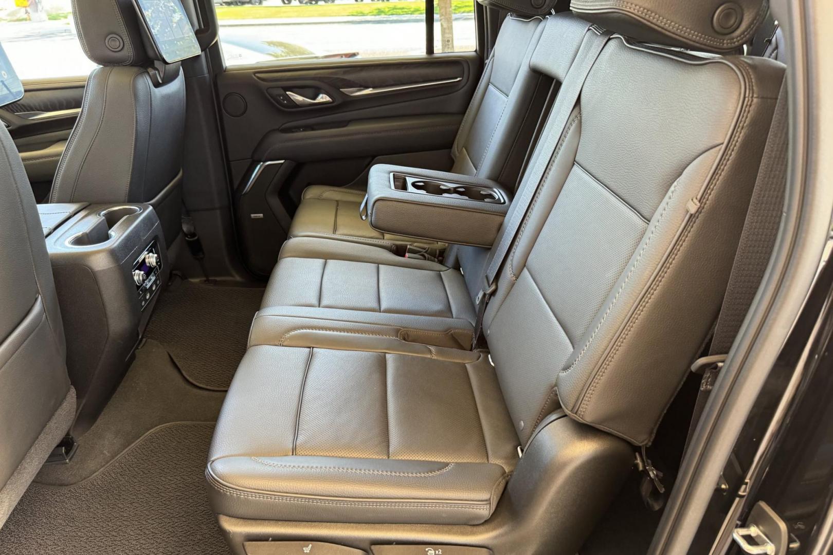 2021 Onyx Black /Jet Black GMC Yukon XL Denali (1GKS2JKL6MR) with an V8 6.2 Liter engine, Automatic 10 Speed transmission, located at 2304 W. Main St., Boise, ID, 83702, (208) 342-7777, 43.622105, -116.218658 - Highly Optioned And Extremely Clean Yukon XL Denali! - Photo#30