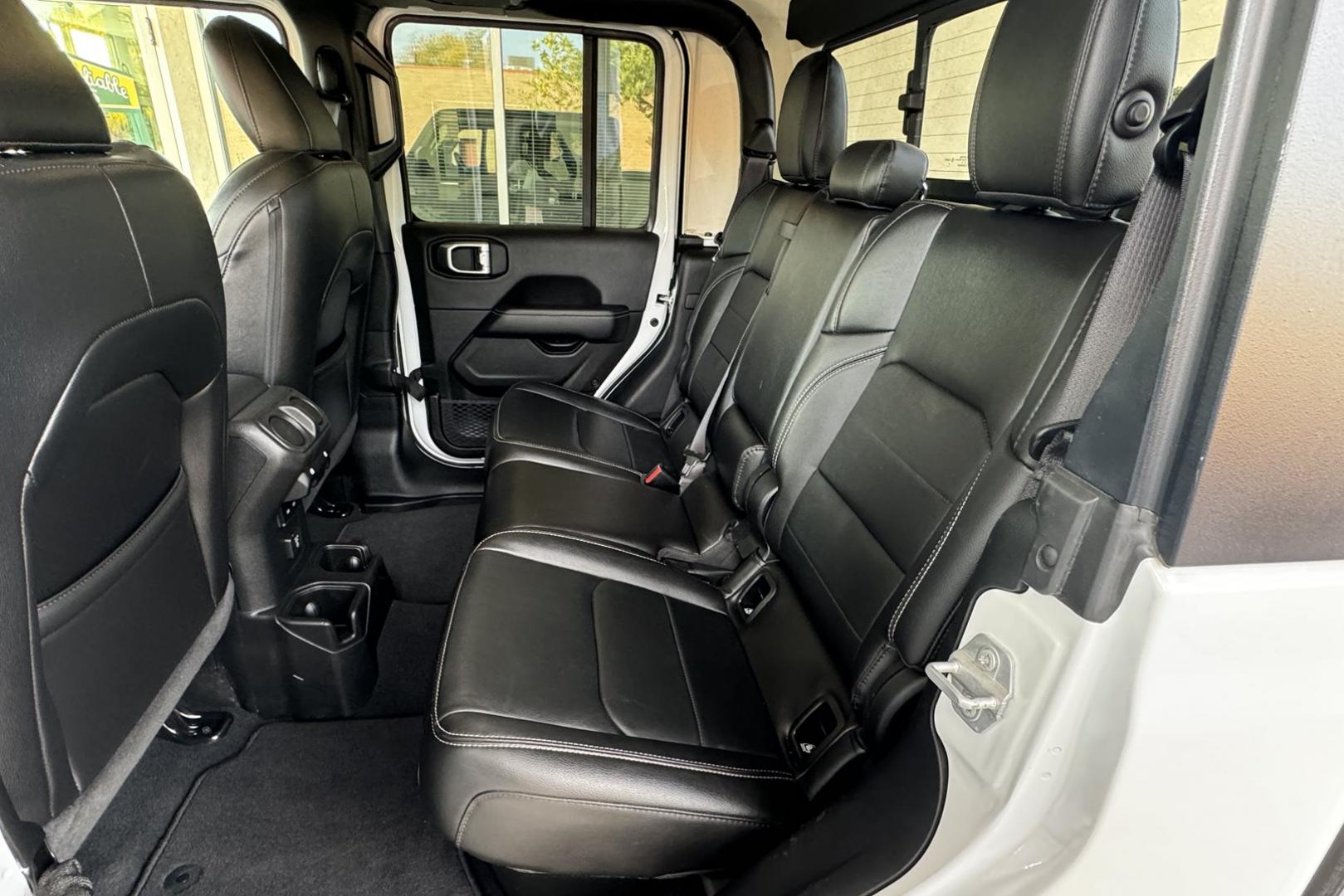2023 White /Black Jeep Gladiator Overland (1C6HJTFG9PL) with an V6 3.6 Liter engine, Automatic 8 Speed transmission, located at 2304 W. Main St., Boise, ID, 83702, (208) 342-7777, 43.622105, -116.218658 - Remaining Factory Warranty! Must Drive To Appreciate! - Photo#11