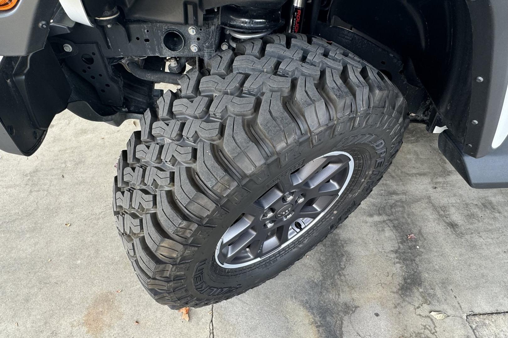 2023 White /Black Jeep Gladiator Overland (1C6HJTFG9PL) with an V6 3.6 Liter engine, Automatic 8 Speed transmission, located at 2304 W. Main St., Boise, ID, 83702, (208) 342-7777, 43.622105, -116.218658 - Remaining Factory Warranty! Must Drive To Appreciate! - Photo#15