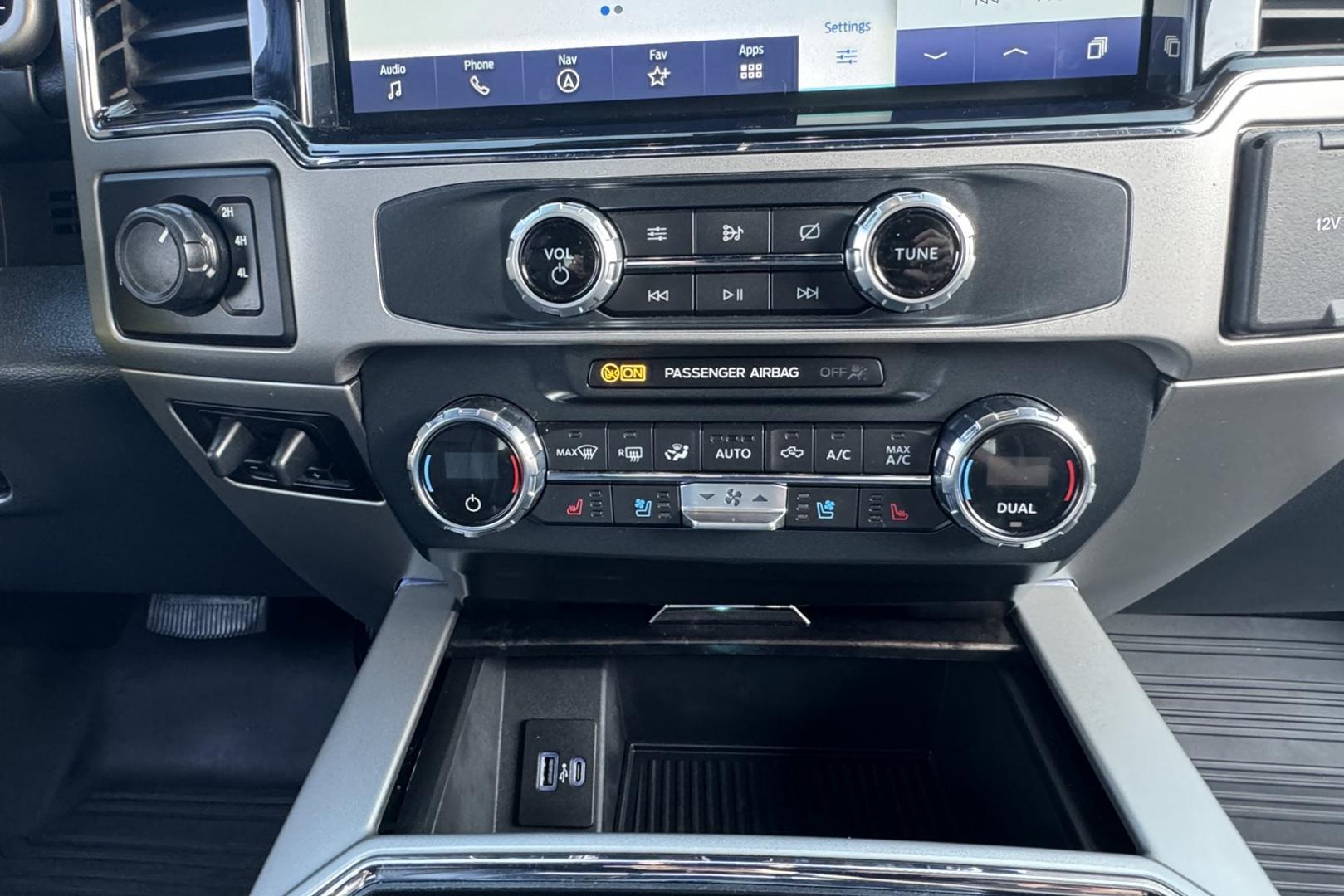 2022 Stone Gray Metallic /Black Ford F-350 Super Duty Crew Cab Lariat (1FT8W3BT3NE) with an V8 6.7 Liter Turbo Diesel engine, Automatic 10 Speed transmission, located at 2304 W. Main St., Boise, ID, 83702, (208) 342-7777, 43.622105, -116.218658 - One Owner USA Diesel Powered Ford! - Photo#23