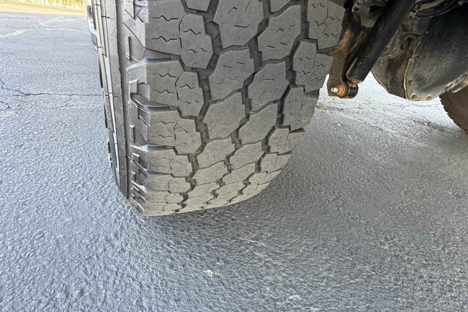 2022 Stone Gray Metallic /Black Ford F-350 Super Duty Crew Cab Lariat (1FT8W3BT3NE) with an V8 6.7 Liter Turbo Diesel engine, Automatic 10 Speed transmission, located at 2304 W. Main St., Boise, ID, 83702, (208) 342-7777, 43.622105, -116.218658 - One Owner USA Diesel Powered Ford! - Photo#25
