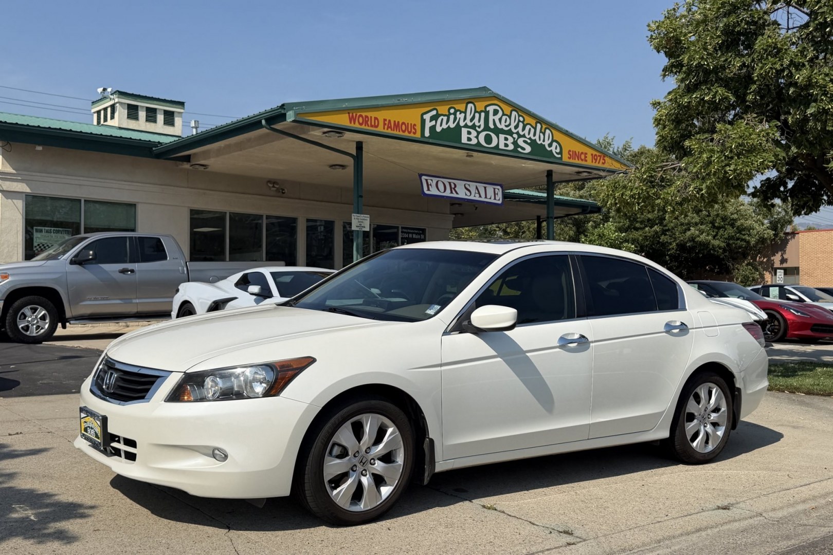 2010 White Diamond Pearl /Tan Honda Accord EX (1HGCP3F75AA) with an V6 3.5 Liter engine, Automatic transmission, located at 2304 W. Main St., Boise, ID, 83702, (208) 342-7777, 43.622105, -116.218658 - Backup Camera! Hard To Find! Upgraded Audio Visual System!- Photo#0