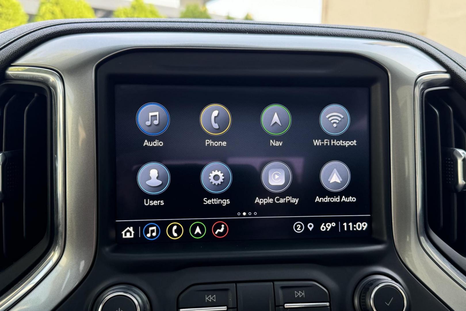 2021 Satin Steel Metallic /Jet Black Chevrolet Silverado 1500 Crew Cab LTZ (1GCUYGED5MZ) with an V8 5.3 Liter engine, Automatic 8 Speed transmission, located at 2304 W. Main St., Boise, ID, 83702, (208) 342-7777, 43.622105, -116.218658 - Clean And Highly Optioned LTZ! - Photo#7