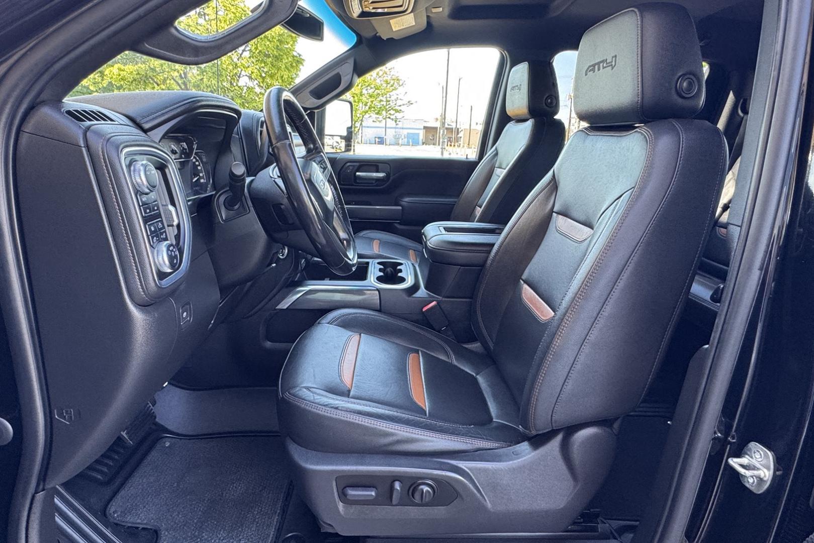 2022 Black /Black GMC Sierra 3500HD AT4 (1GT49VEY4NF) with an V8 6.6 Liter Duramax Diesel engine, Allison Automatic 10 Speed transmission, located at 2304 W. Main St., Boise, ID, 83702, (208) 342-7777, 43.622105, -116.218658 - Photo#9