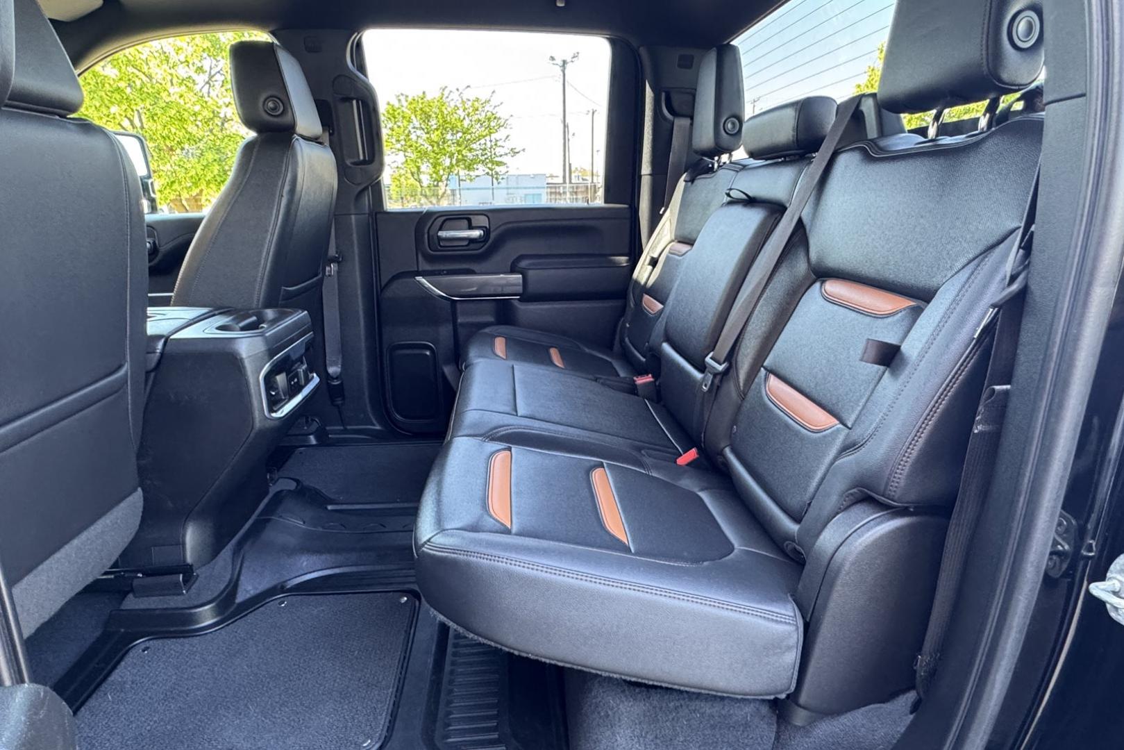 2022 Black /Black GMC Sierra 3500HD AT4 (1GT49VEY4NF) with an V8 6.6 Liter Duramax Diesel engine, Allison Automatic 10 Speed transmission, located at 2304 W. Main St., Boise, ID, 83702, (208) 342-7777, 43.622105, -116.218658 - Photo#10