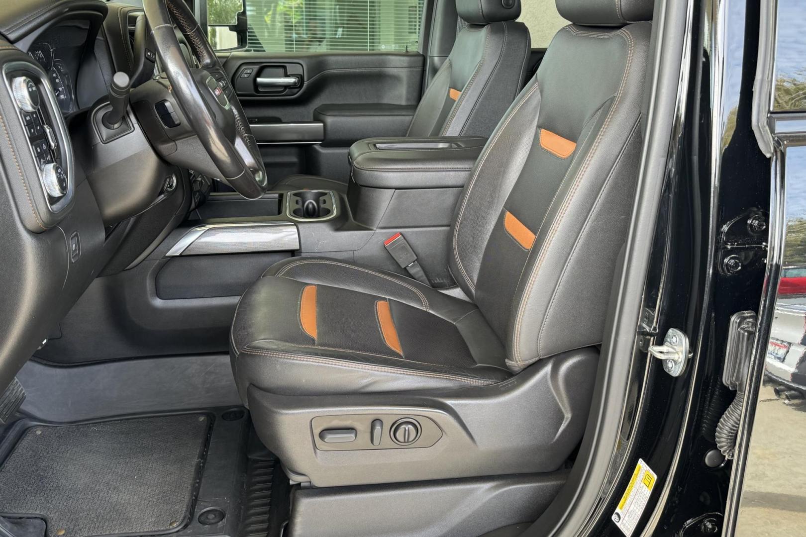 2022 Black /Black GMC Sierra 3500HD AT4 (1GT49VEY4NF) with an V8 6.6 Liter Duramax Diesel engine, Automatic 10 Speed transmission, located at 2304 W. Main St., Boise, ID, 83702, (208) 342-7777, 43.622105, -116.218658 - Truck With Attitude! - Photo#7