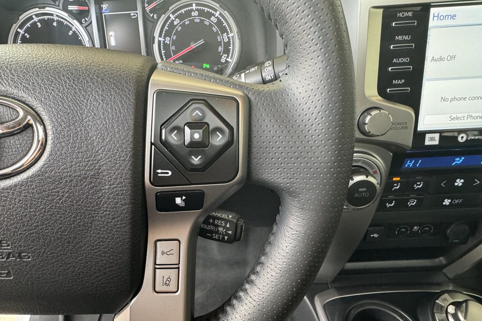 2022 Blizzard Pearl /Black Toyota 4Runner Limited (JTEKU5JR1N6) , Automatic transmission, located at 2304 W. Main St., Boise, ID, 83702, (208) 342-7777, 43.622105, -116.218658 - Photo#14