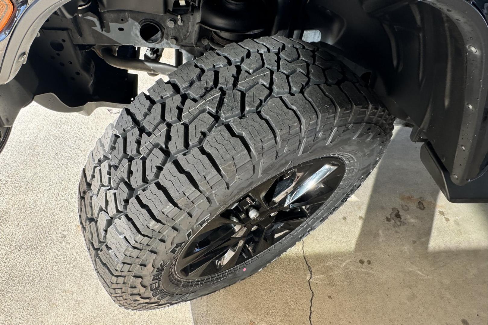 2022 Black /Black Jeep Wrangler 4XE Unlimited Sahara (1C4JJXP68NW) , Automatic 8 Speed transmission, located at 2304 W. Main St., Boise, ID, 83702, (208) 342-7777, 43.622105, -116.218658 - Best Of Both Worlds! Great Fuel Economy In Town And Ready For Off-Road Anytime! - Photo#19